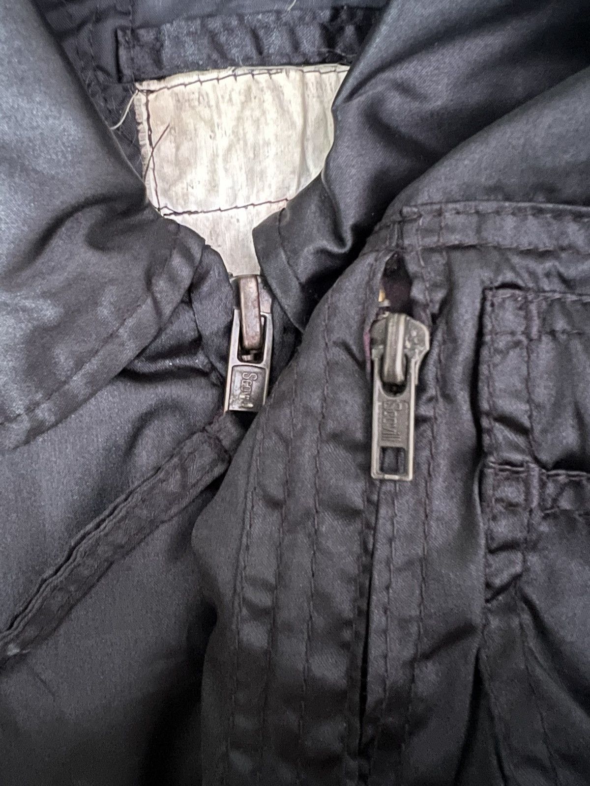 Vintage VERY RARE VINTAGE JACKET FLIGHT BOMBER CWU 45 P Size US L / EU 52-54 / 3 - 5 Thumbnail