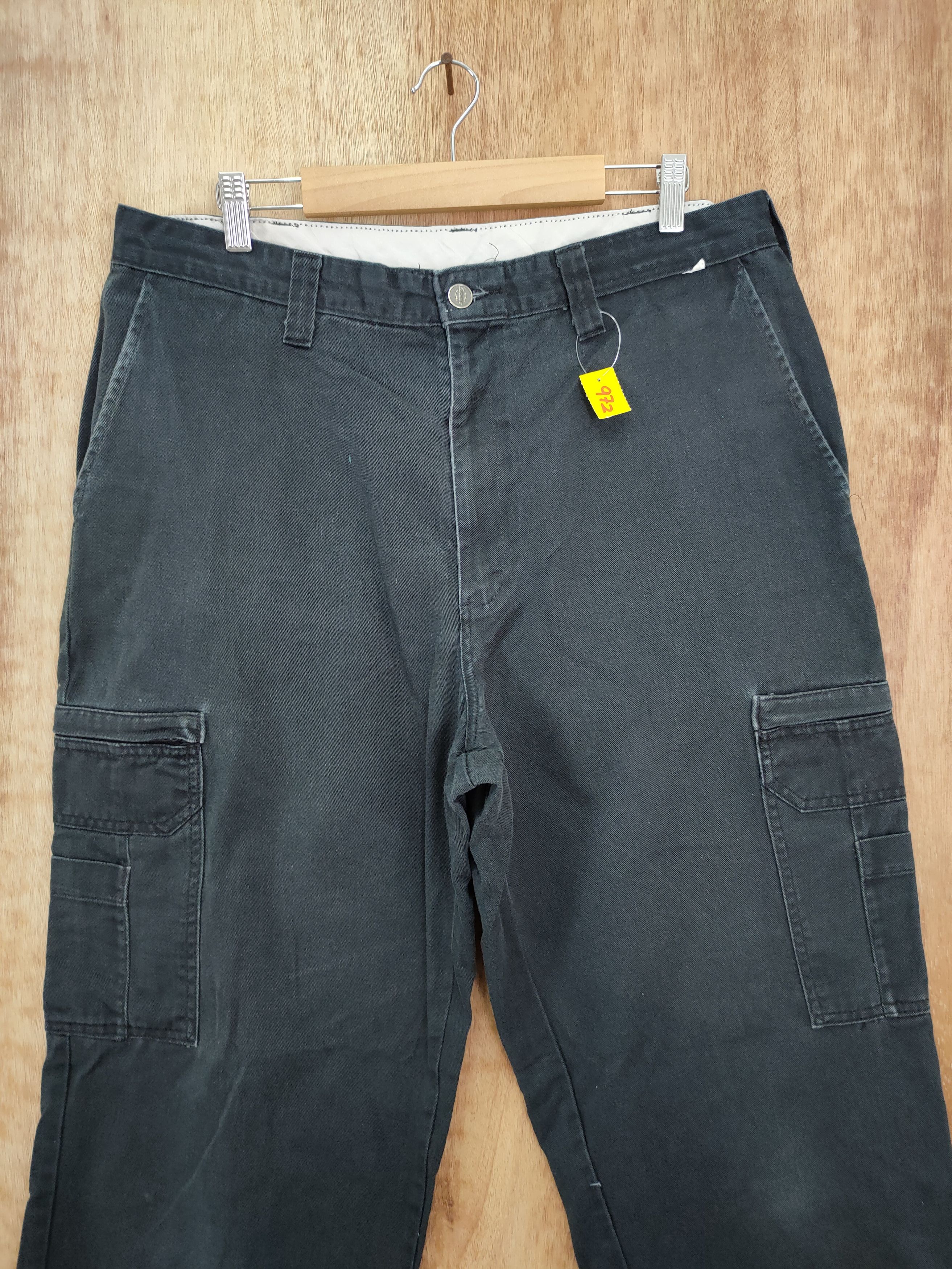 Dickies DL Dickies vintage faded black cargo pants #972 Size US 36 / EU 52 - 3 Thumbnail