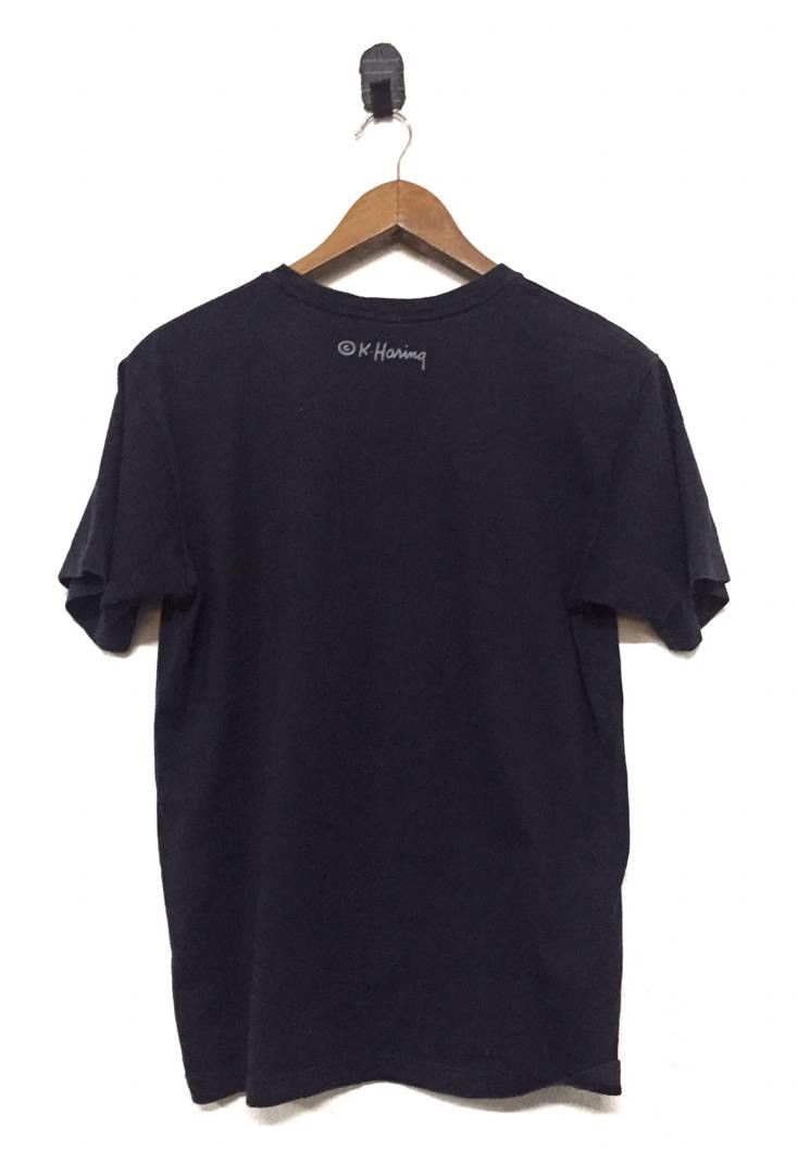 Keith Haring × Uniqlo Keith haring RESIST shirt Size US M / EU 48-50 / 2 - 3 Thumbnail