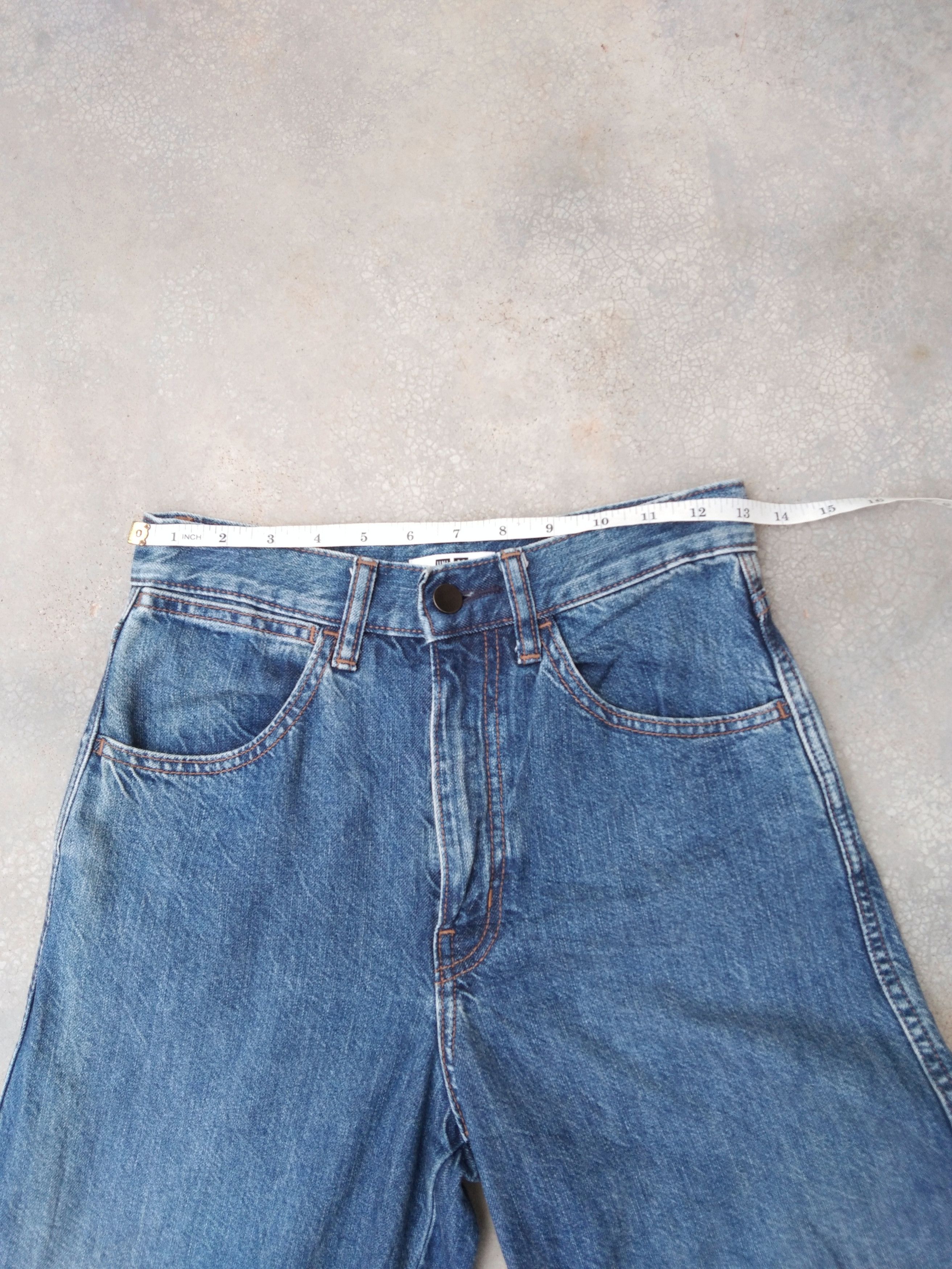 Japanese Brand Vintage Uniqlo Loose Baggy Jeans 26x32 Size US 26 / EU 42 - 3 Thumbnail