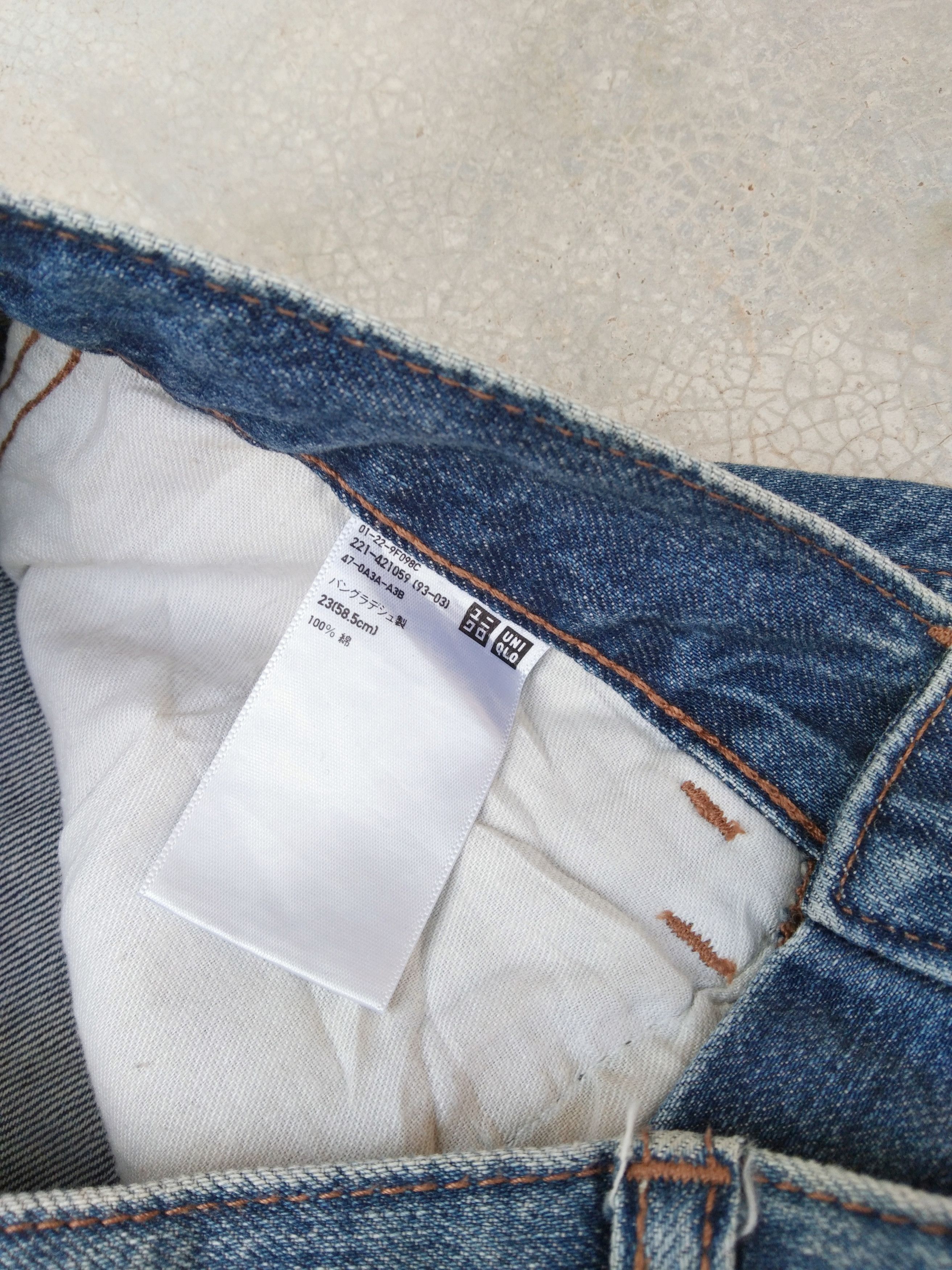 Japanese Brand Vintage Uniqlo Loose Baggy Jeans 26x32 Size US 26 / EU 42 - 5 Thumbnail