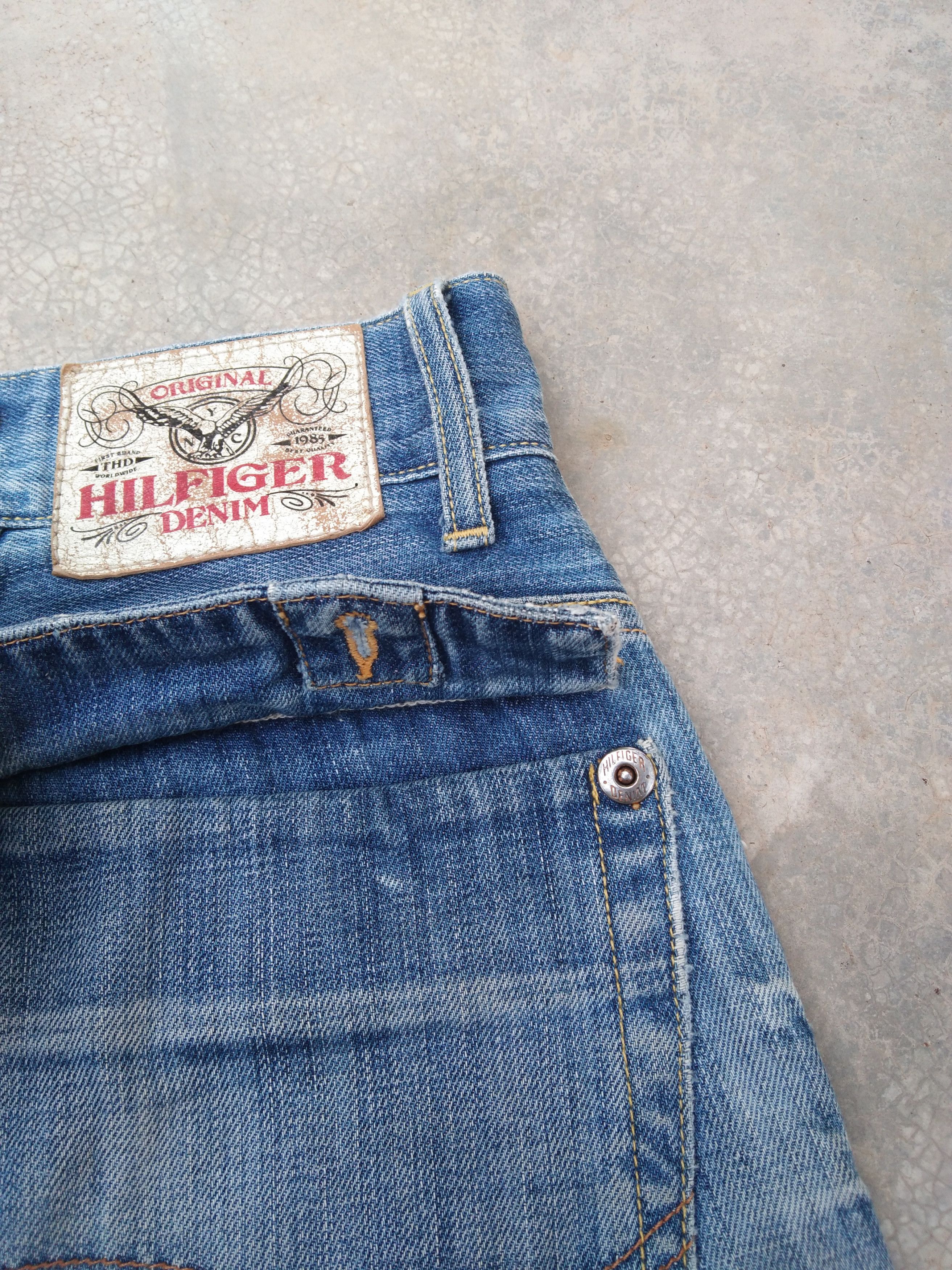 Tommy Hilfiger Vintage Tommy Hilfiger Straight Leg Distressed Jeans 31x34 Size US 31 - 4 Thumbnail