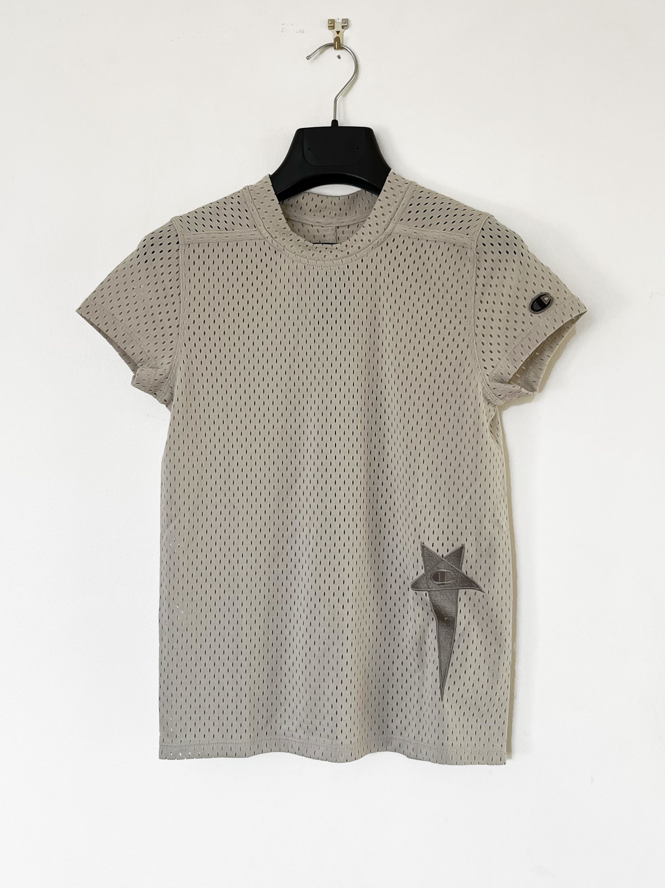 image of Champion Womens Mesh Babyfit Tshirt in Beige (Size Large)
