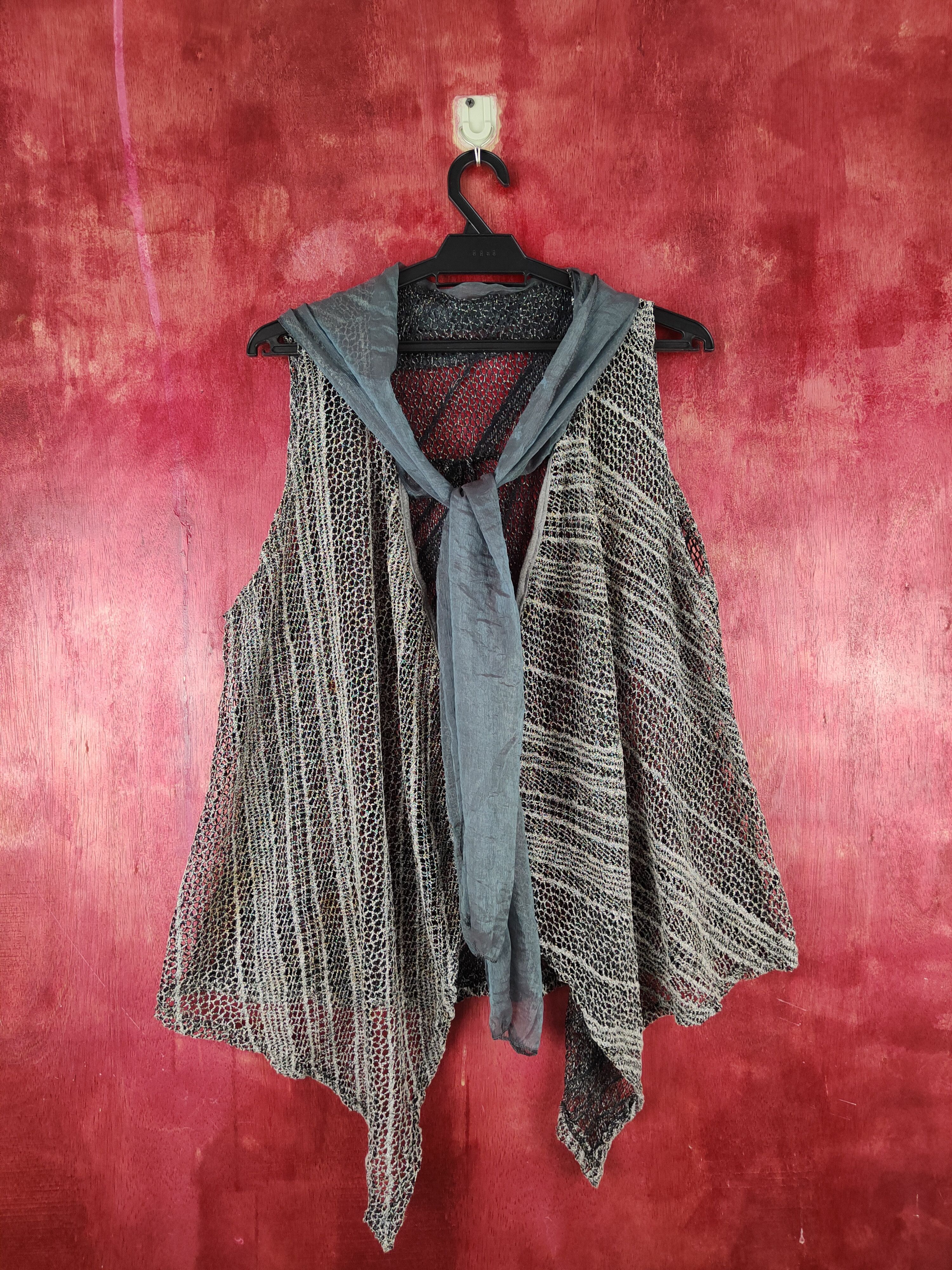 Homespun Knitwear Japan Ivory/Black Crochet Meshnet Sleeveless Cardigan #S985 Size M / US 6-8 / IT 42-44 - 1 Thumbnail