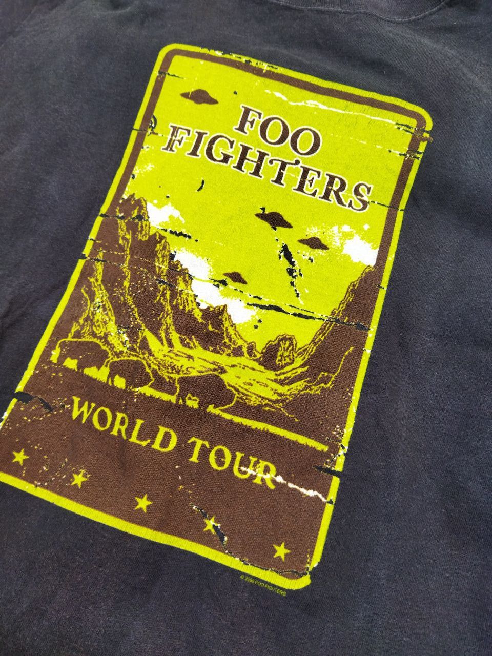 Band Tees Vintage Foo Fighters World Tour Tee Size US M / EU 48-50 / 2 - 3 Thumbnail