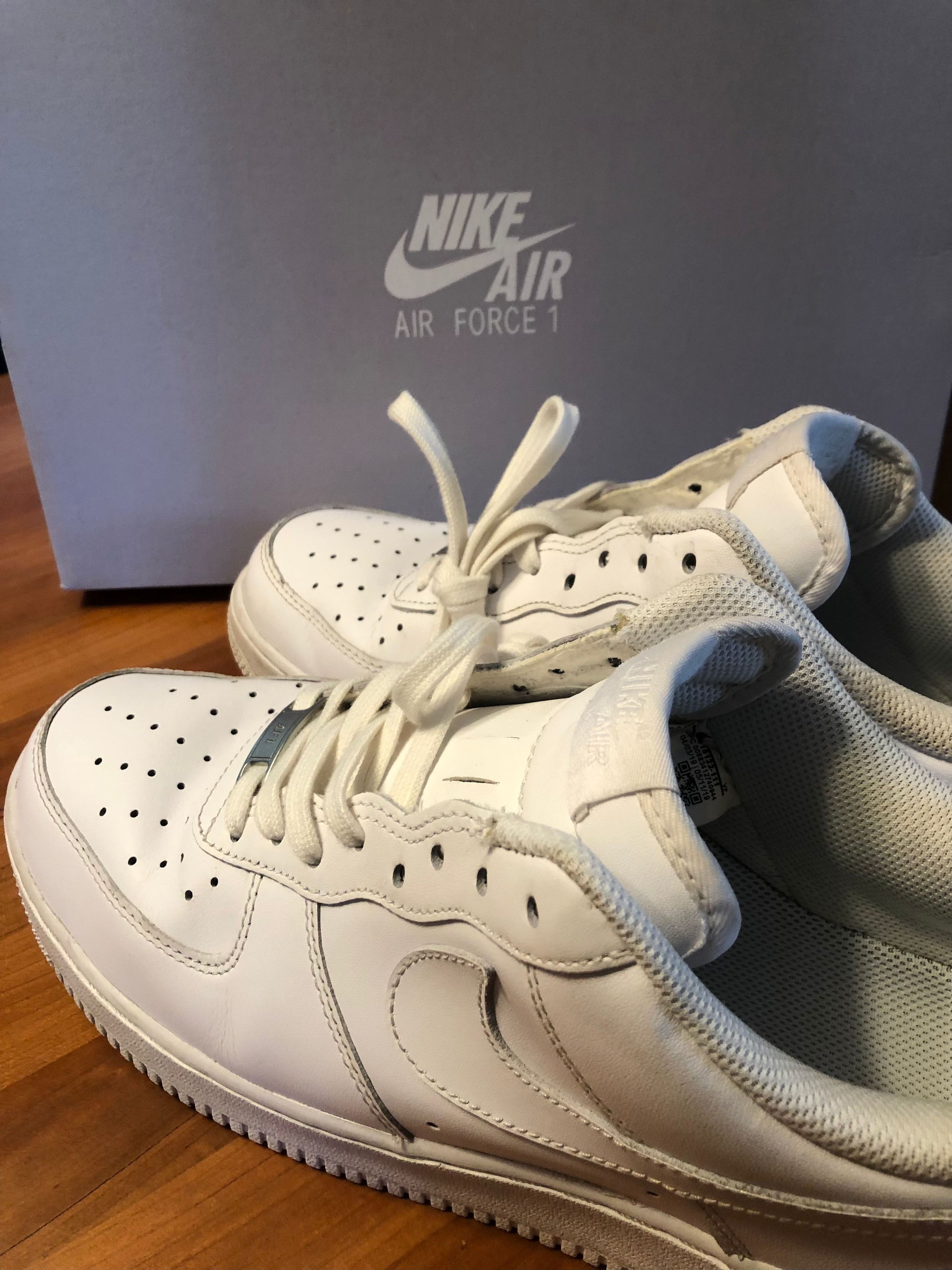 Nike Nike AF1 All White Size 10.5 Size US 10.5 / EU 43-44 - 1 Thumbnail