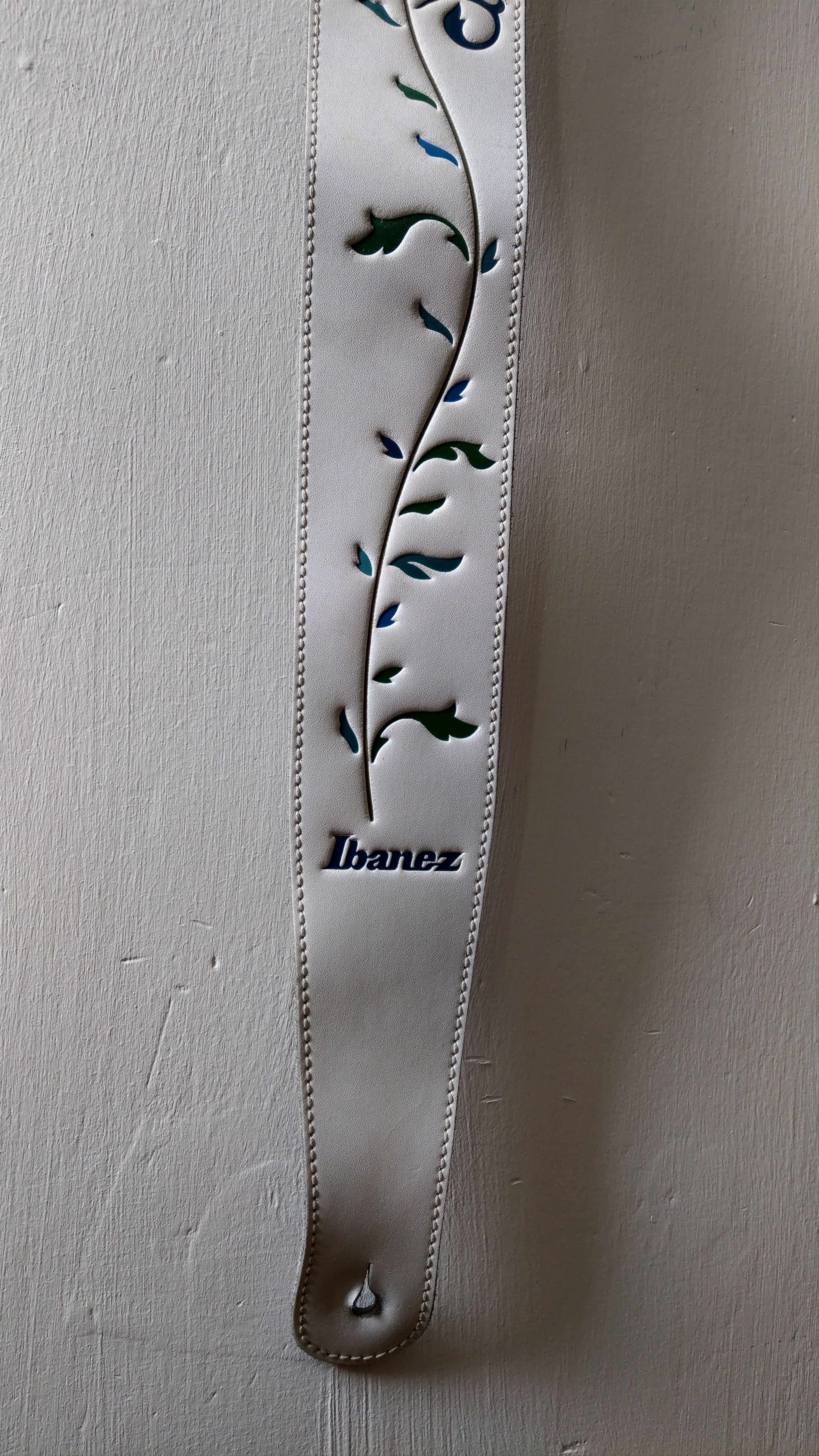 Band Tees 100% Leather IBANEZ Vintage Guitar Belt 'Tree Of Life' Strap Size ONE SIZE - 7 Thumbnail