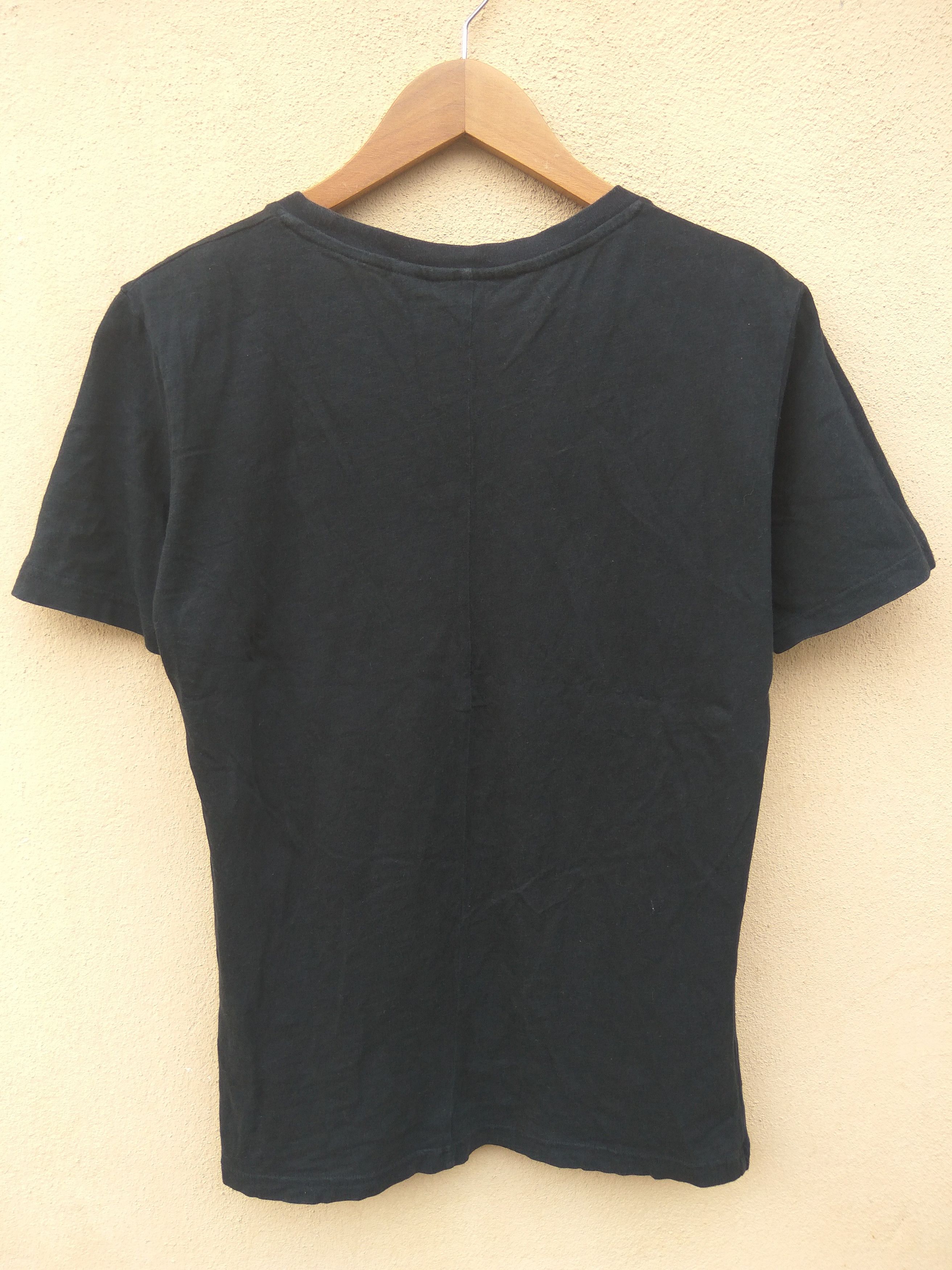 Undercover × Uniqlo Undercover t shirt Size US S / EU 44-46 / 1 - 3 Thumbnail
