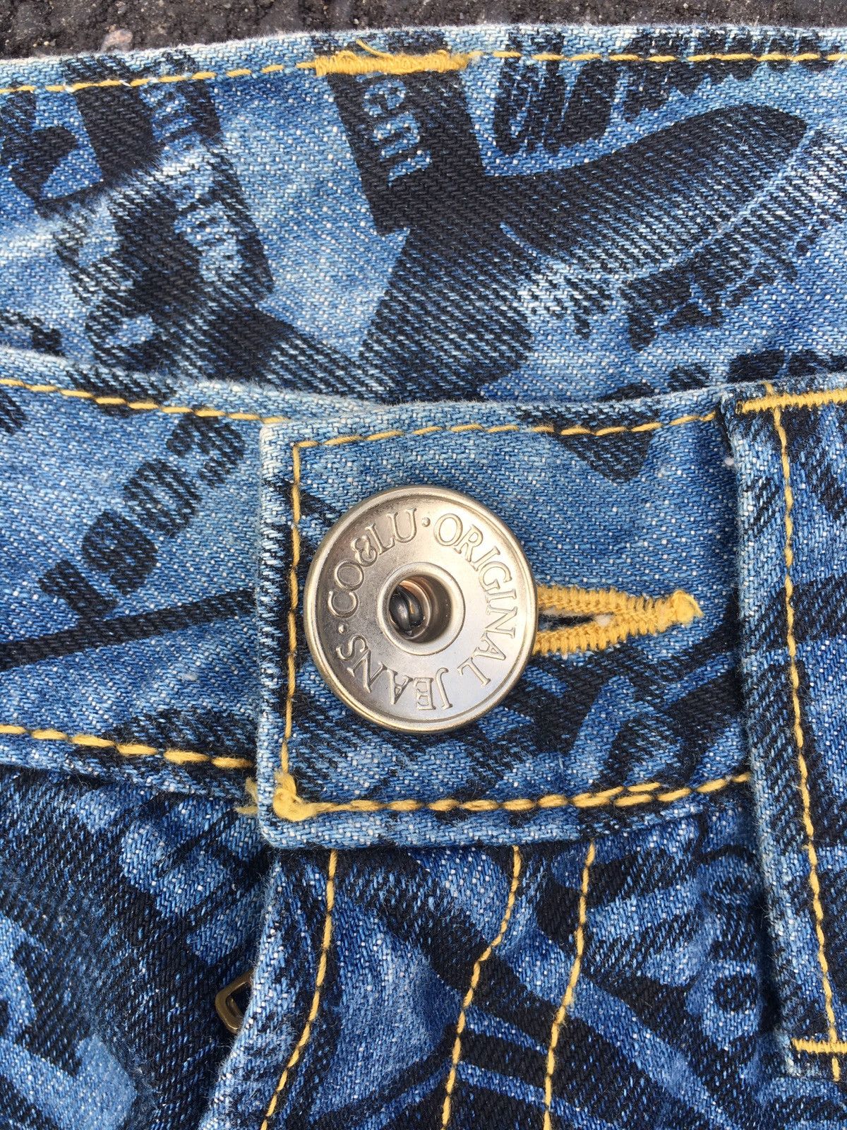 Hysteric Glamour FLARED CO&LU OVER PRINT HYSTERIC GLAMOUR DENIM JEANS Size US 33 - 5 Thumbnail