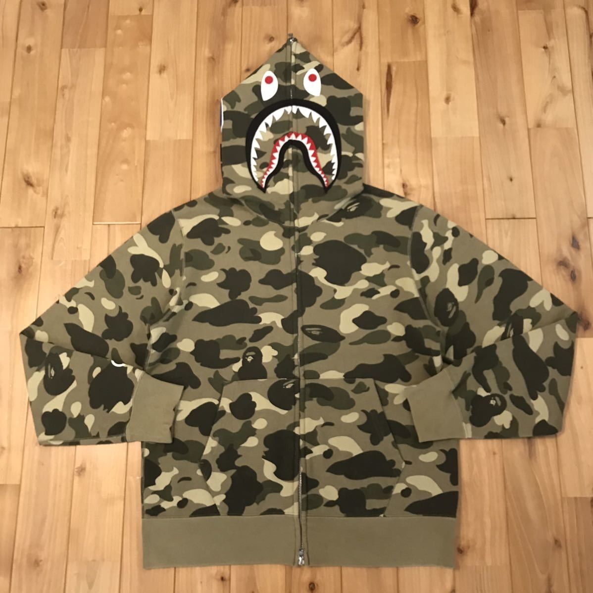 Bape BAPE Beige camo Shark full zip hoodie Size US L / EU 52-54 / 3 - 1 Thumbnail