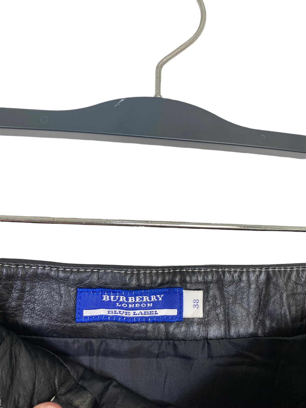 Burberry Rare‼️ Burberry Blue Label Mini Skirt Sheep Leather Size 27" / US 4 / IT 40 - 6 Thumbnail