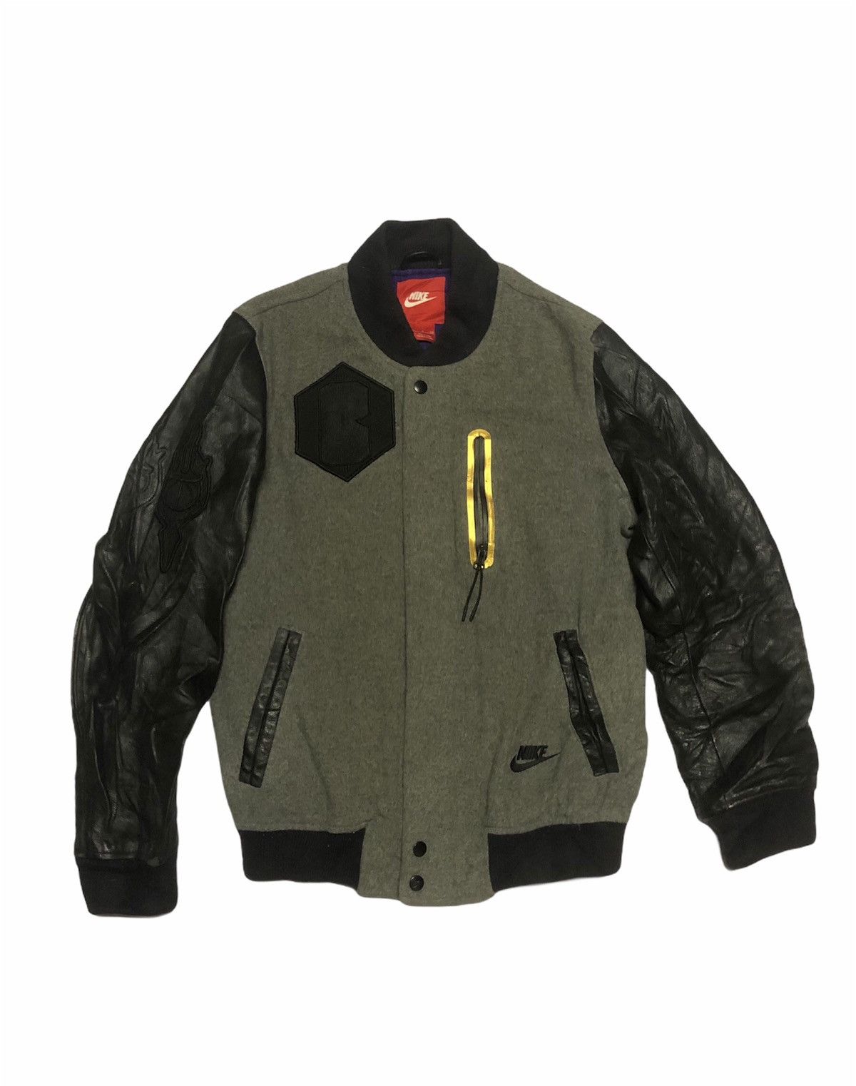 Nike ❌NEED GONE NOW🔥VARSITY NIKE STREET WEAR STYLE Size US M / EU 48-50 / 2 - 1 Thumbnail