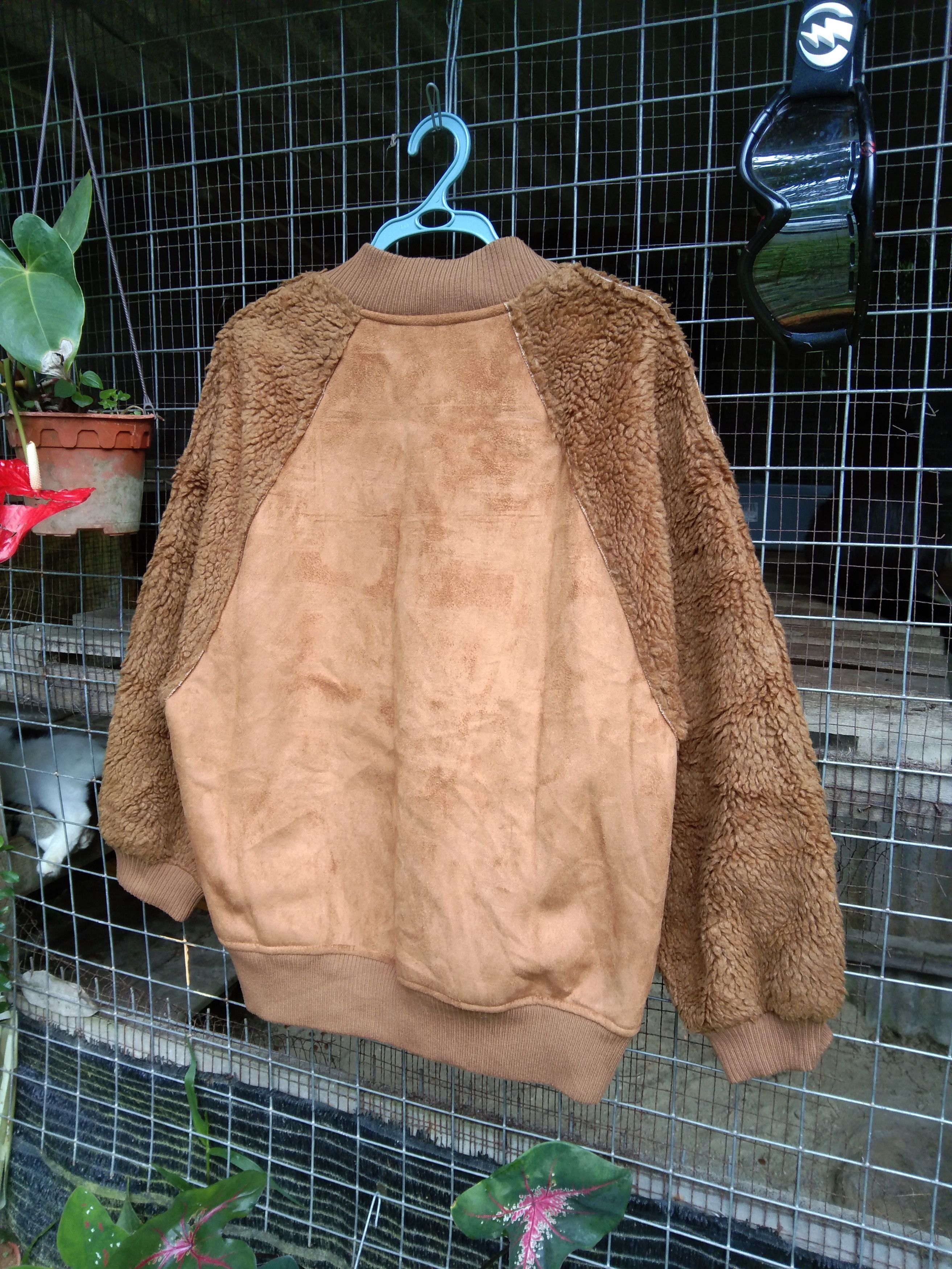 Japanese Brand 🔥RARE🔥 DEEP PILE SHERPA JACKET Size US L / EU 52-54 / 3 - 7 Thumbnail