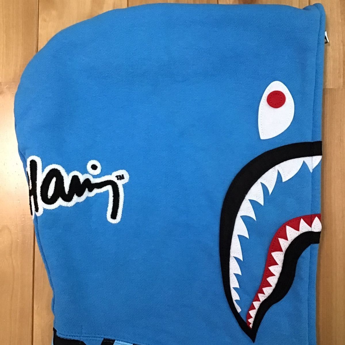 Bape × Keith Haring BAPE × Keith Haring Shark full zip hoodie Size US M / EU 48-50 / 2 - 4 Thumbnail