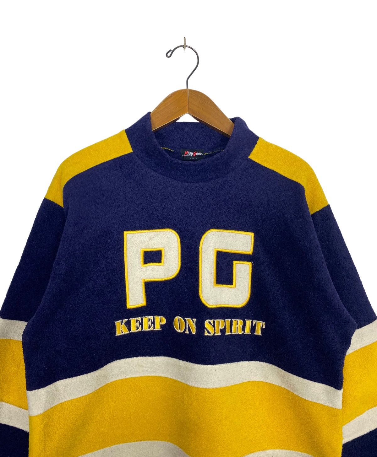 Vintage Rare‼️ Vintage Play Gear Sweatshirt Embroidery Spell Out Size US S / EU 44-46 / 1 - 2 Thumbnail