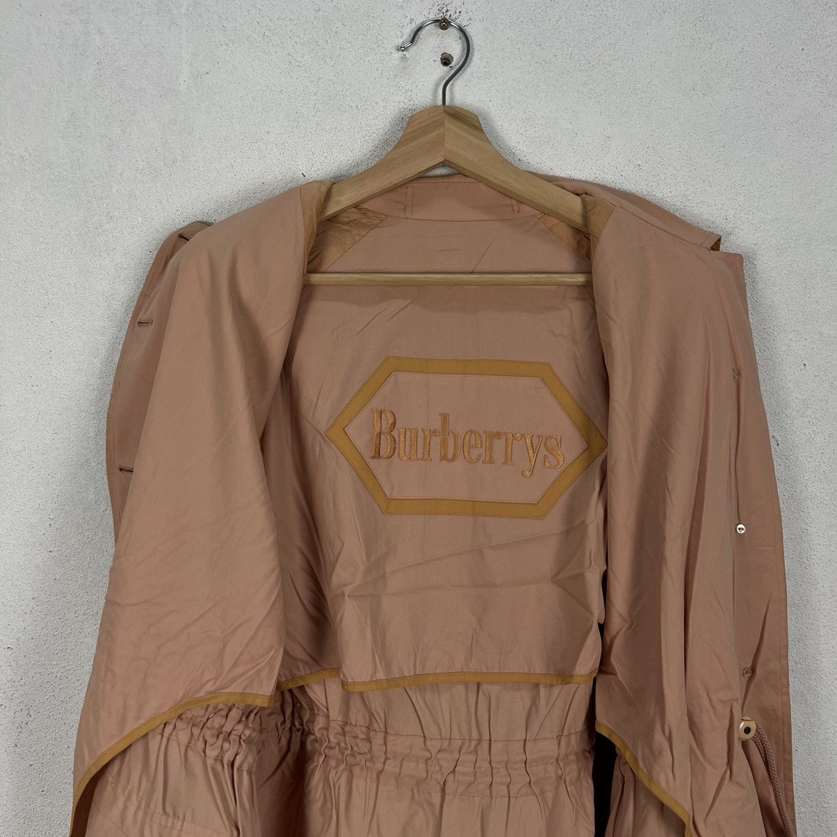 Burberry VINTAGE BURBERRYS BIG LOGO PARKA JACKET Size US L / EU 52-54 / 3 - 12 Thumbnail