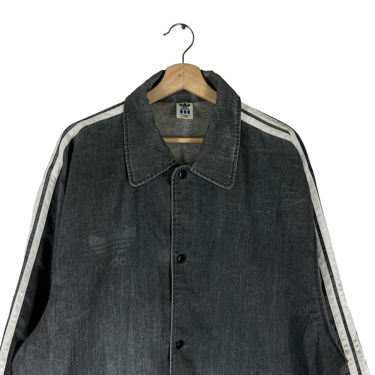 Adidas VINTAGE ADIDAS STRIPED SURVIVAL JACKET BIG LOGO Size US L / EU 52-54 / 3 - 3 Thumbnail