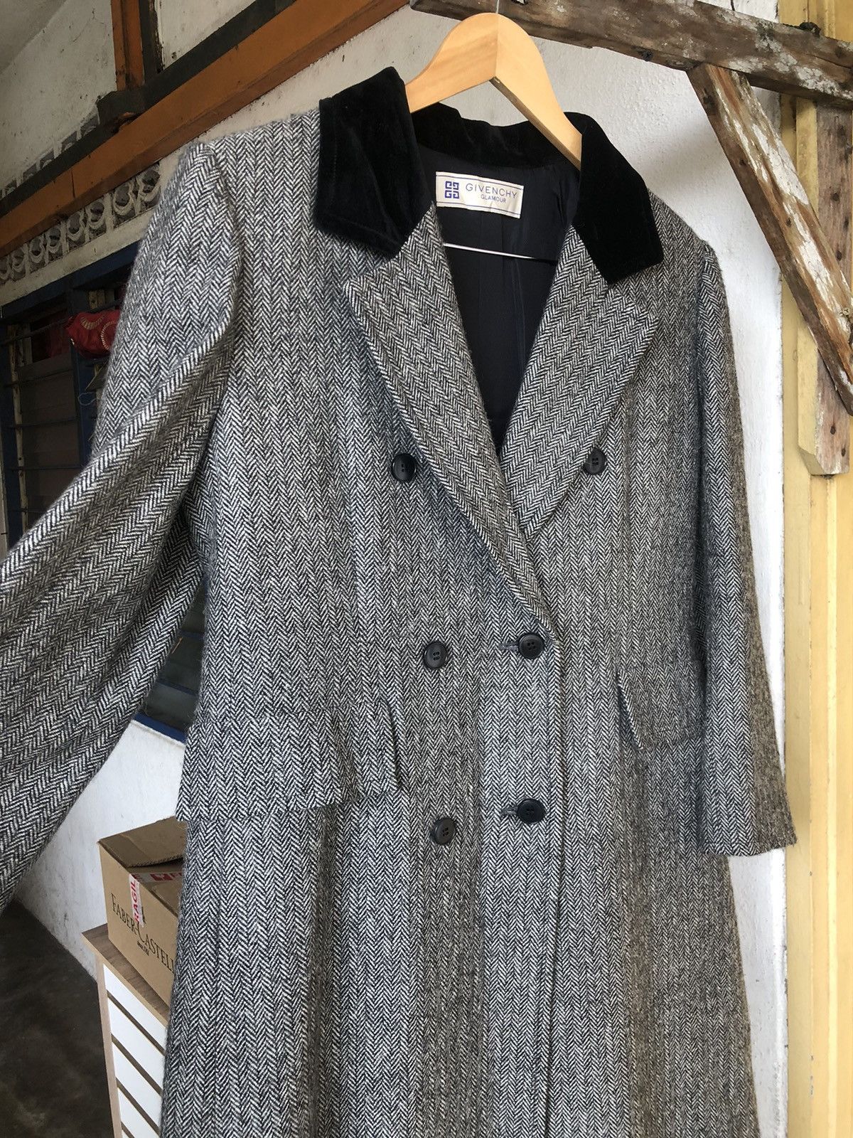 Givenchy Vintage Givenchy Glamour Double Breasted Long Coat Size US M / EU 48-50 / 2 - 3 Thumbnail