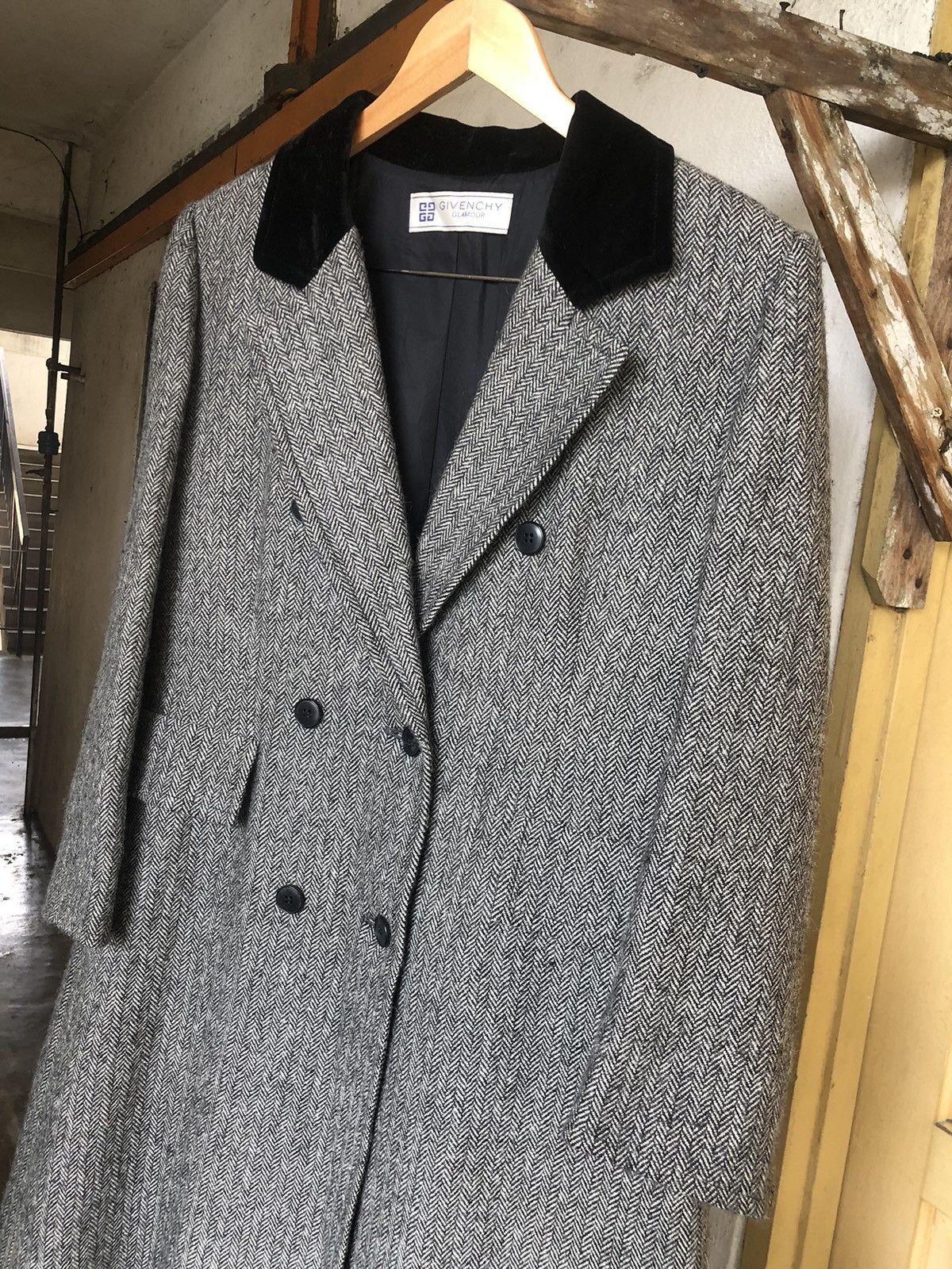 Givenchy Vintage Givenchy Glamour Double Breasted Long Coat Size US M / EU 48-50 / 2 - 12 Thumbnail