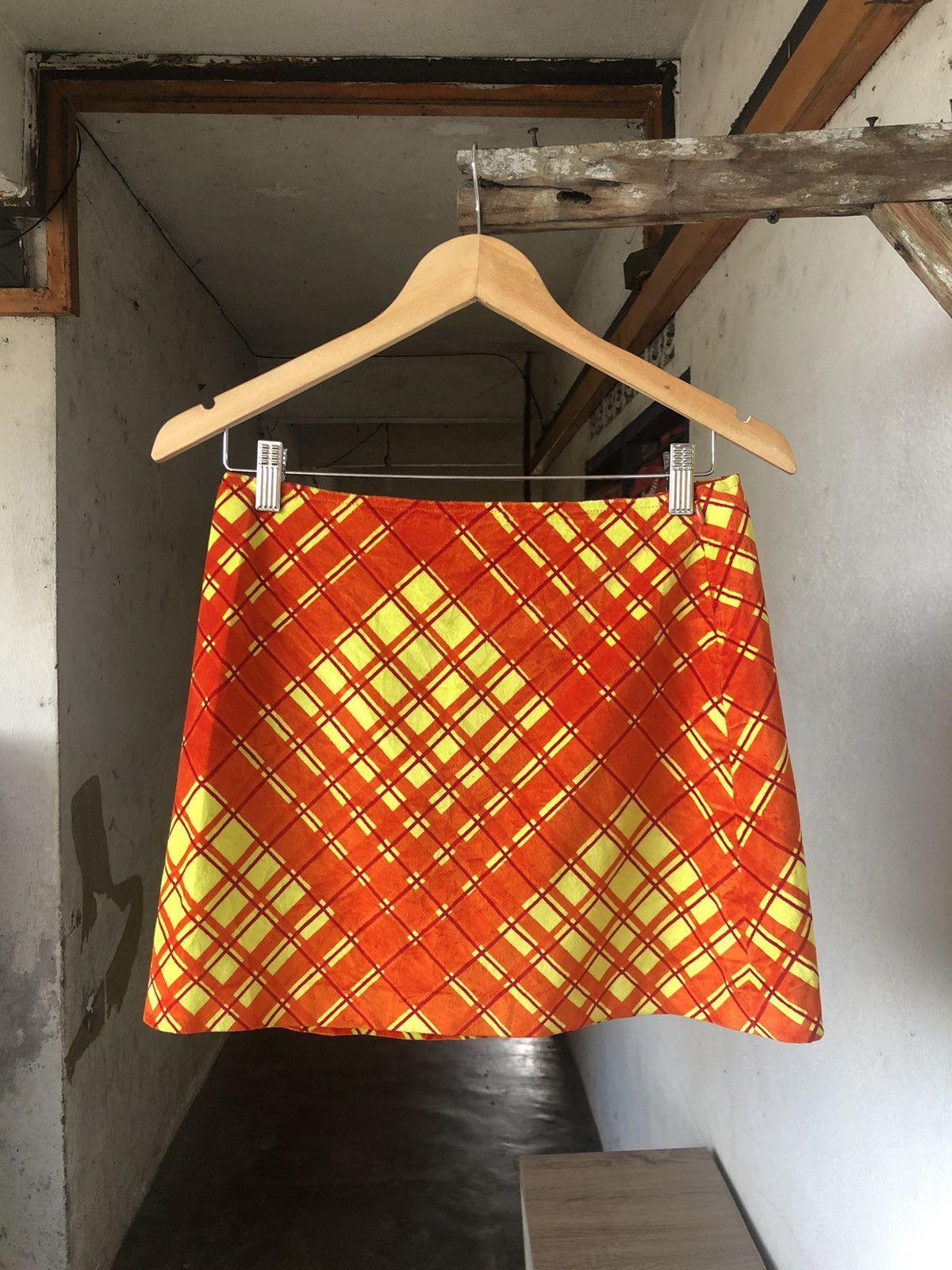 image of Vintage Agnes B. Paris Orange Mini Skirts, Women's (Size 28)