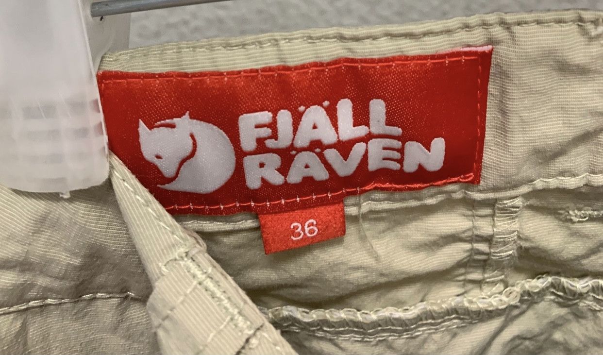 Fjallraven Fjallraven casual transformer pants L36 W30-32 cargo new Size US 36 / EU 52 - 5 Thumbnail