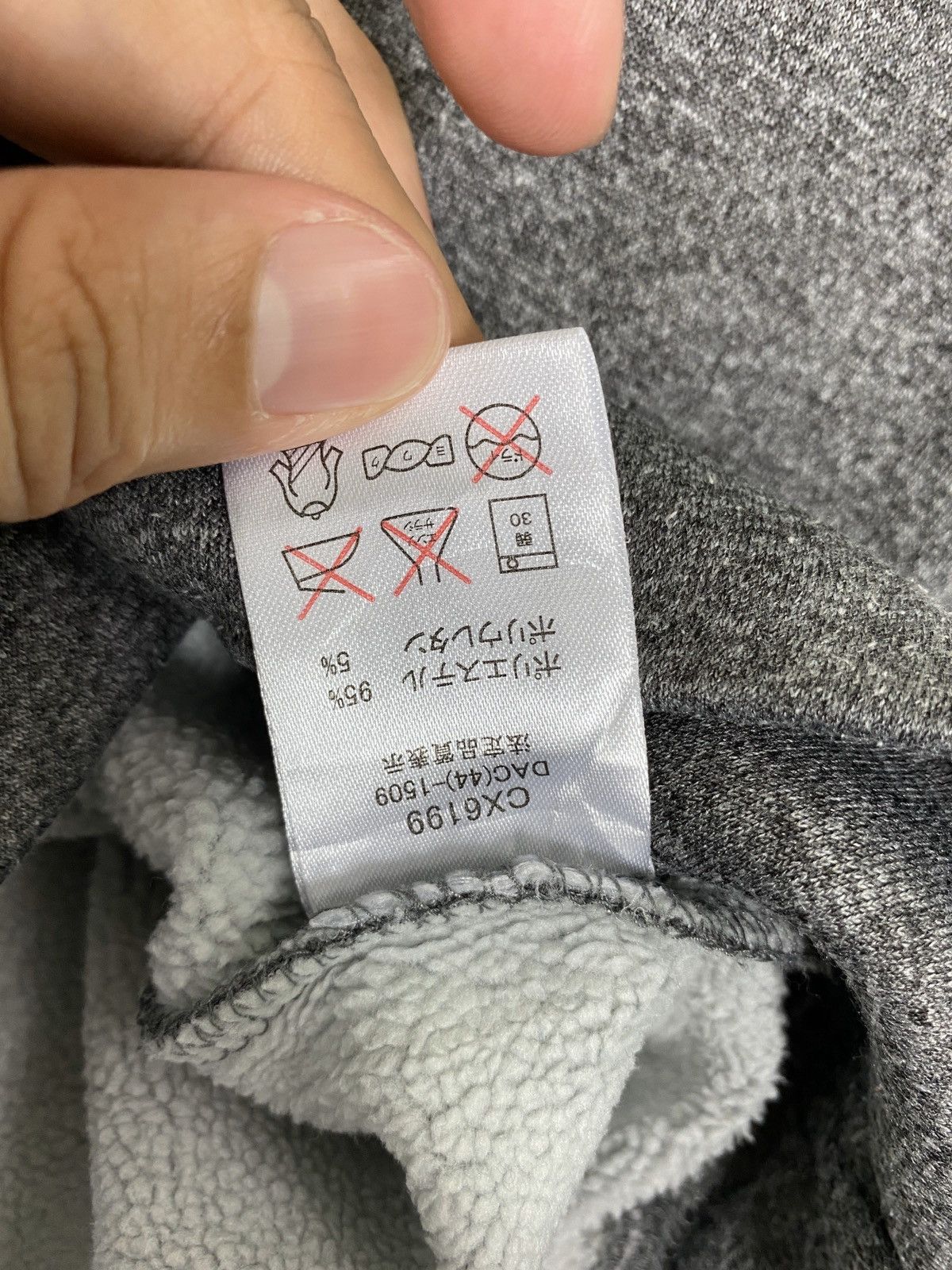 Champion ✔️Rare‼️Champion Sweatshirt Embroided Big Logo (women size) Size ONE SIZE - 7 Thumbnail