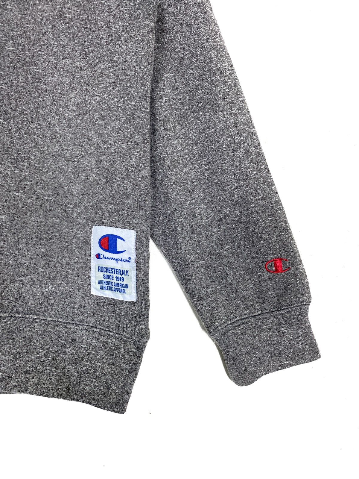 Champion ✔️Rare‼️Champion Sweatshirt Embroided Big Logo (women size) Size ONE SIZE - 3 Thumbnail