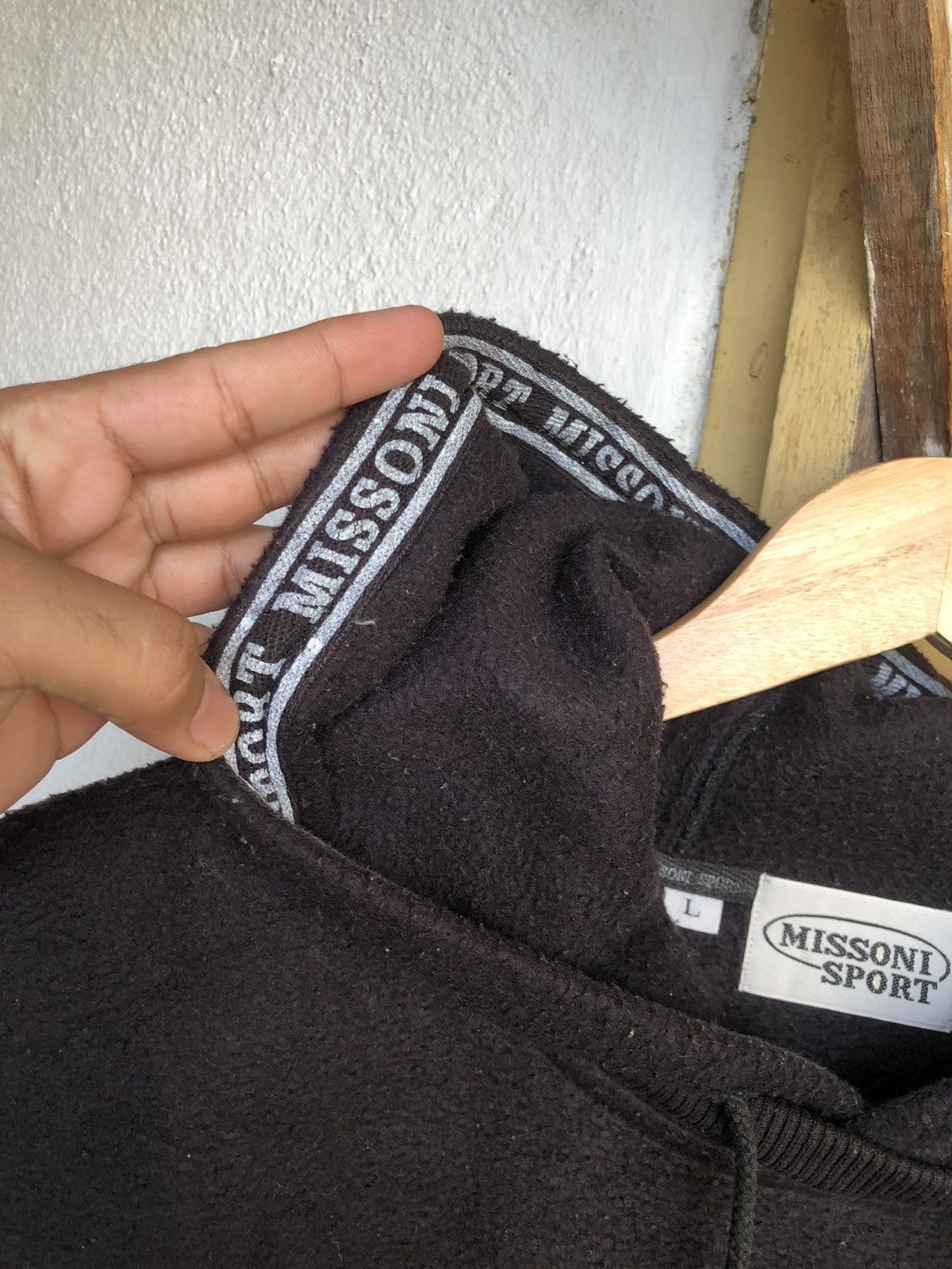 Missoni Vintage Missoni Sport Embroidery Logo Fleece Hoodie Size US L / EU 52-54 / 3 - 4 Thumbnail