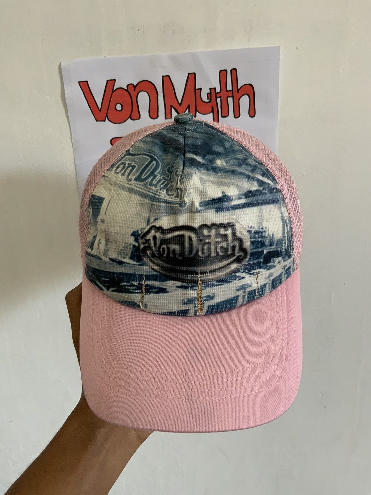 Von Dutch Vintage Von Dutch Flying Eyeball Trucker Hat Size ONE SIZE - 6 Thumbnail