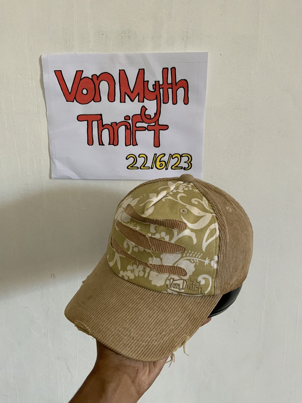 Von Dutch Von Dutch x Flying Eyeball Distressed Corduroi Trucker Hat Size ONE SIZE - 2 Thumbnail