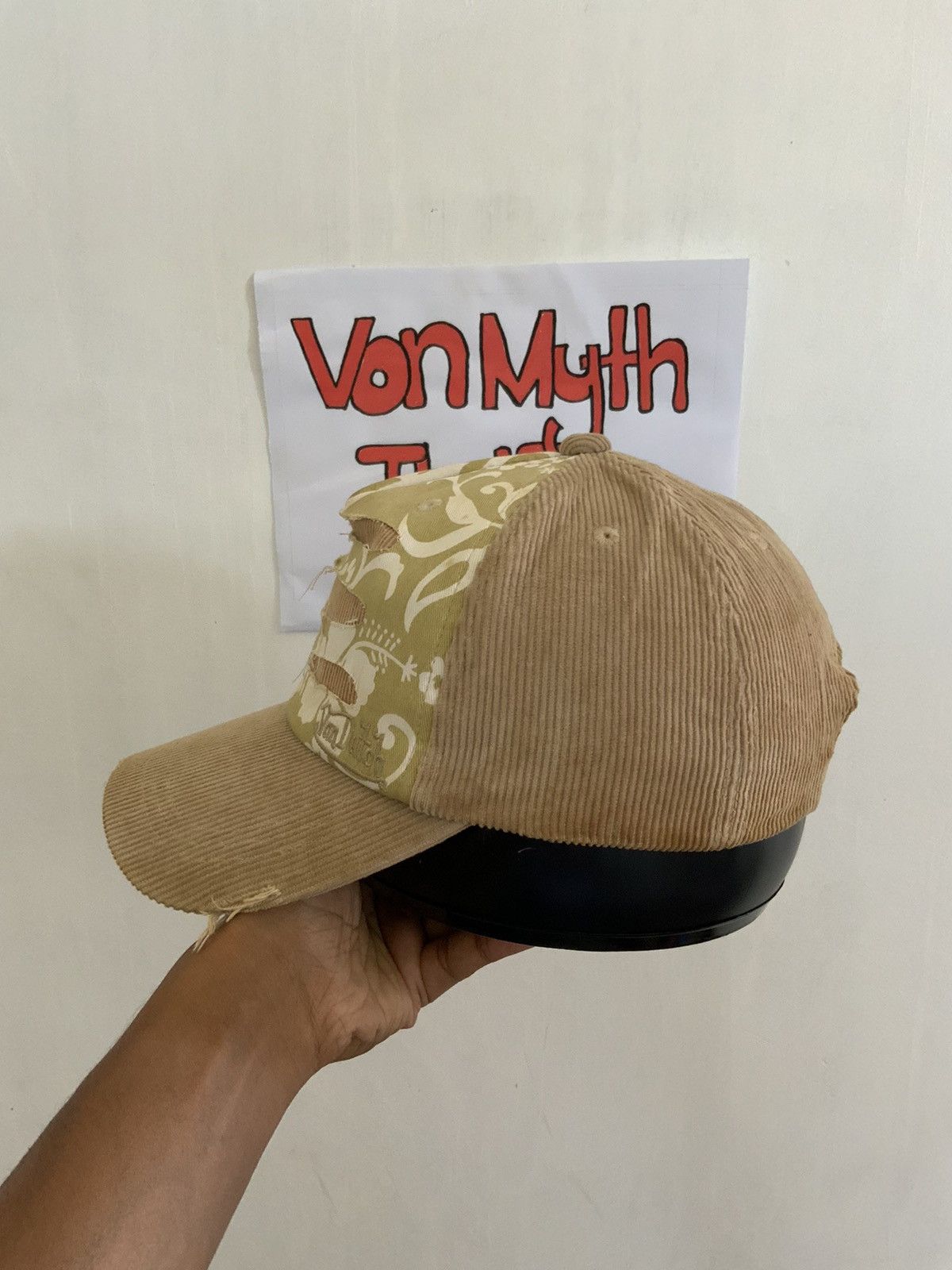 Von Dutch Von Dutch x Flying Eyeball Distressed Corduroi Trucker Hat Size ONE SIZE - 6 Thumbnail