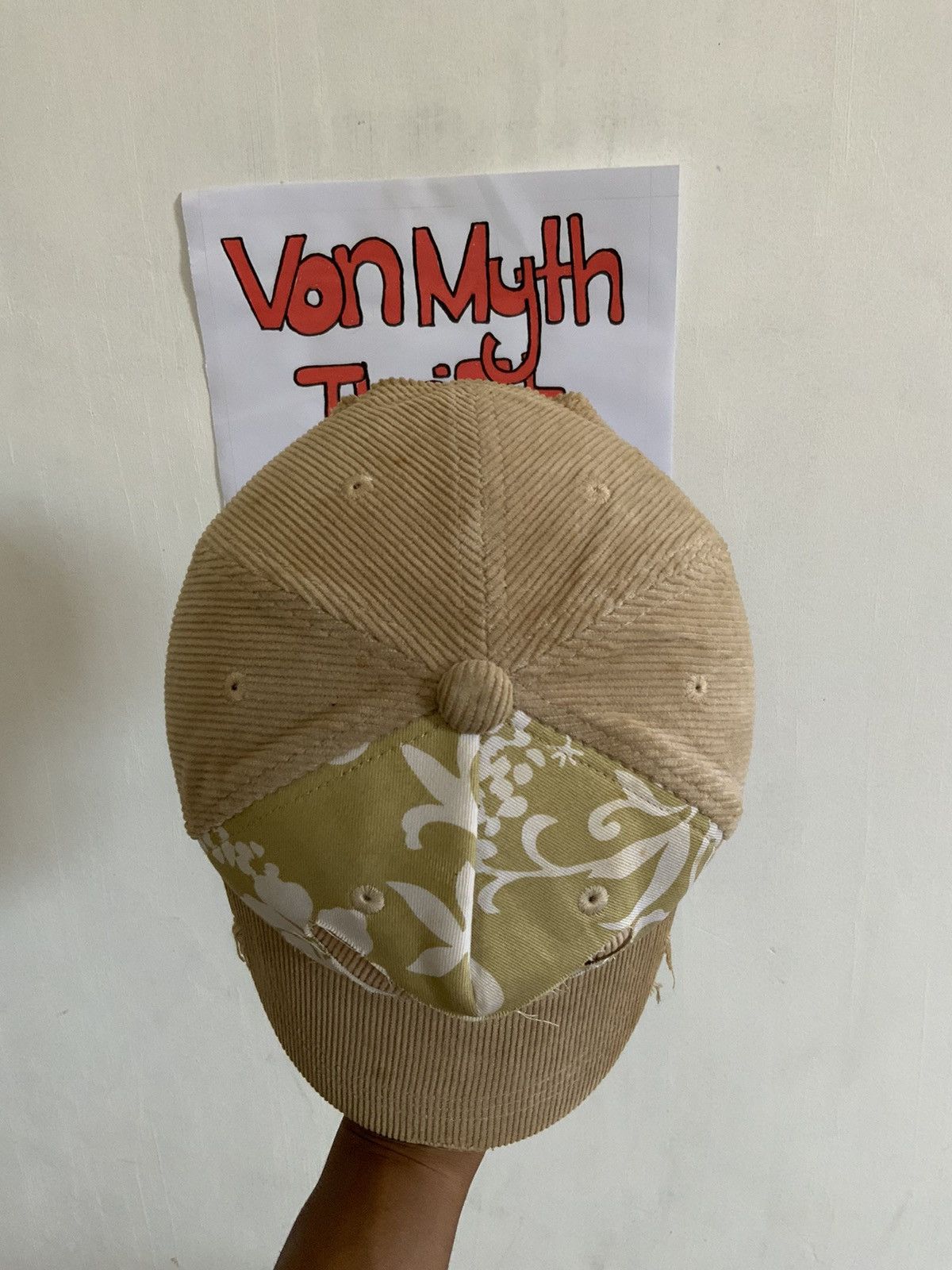 Von Dutch Von Dutch x Flying Eyeball Distressed Corduroi Trucker Hat Size ONE SIZE - 8 Thumbnail