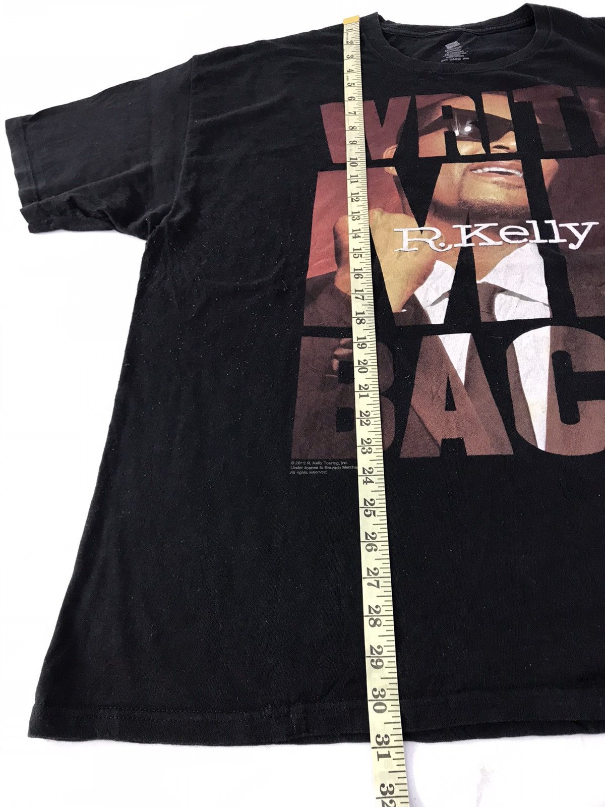 Band Tees Hanes R Kelly American R&B Artist Write Me Back Album Tee Size US XL / EU 56 / 4 - 8 Thumbnail