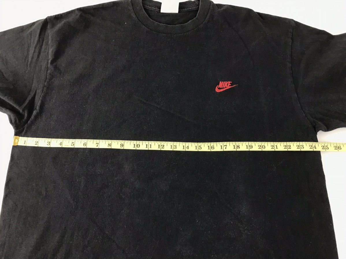 Nike × Vintage Nike Swoosh Sportswear Logo Tee Minimalist Size US XL / EU 56 / 4 - 7 Thumbnail
