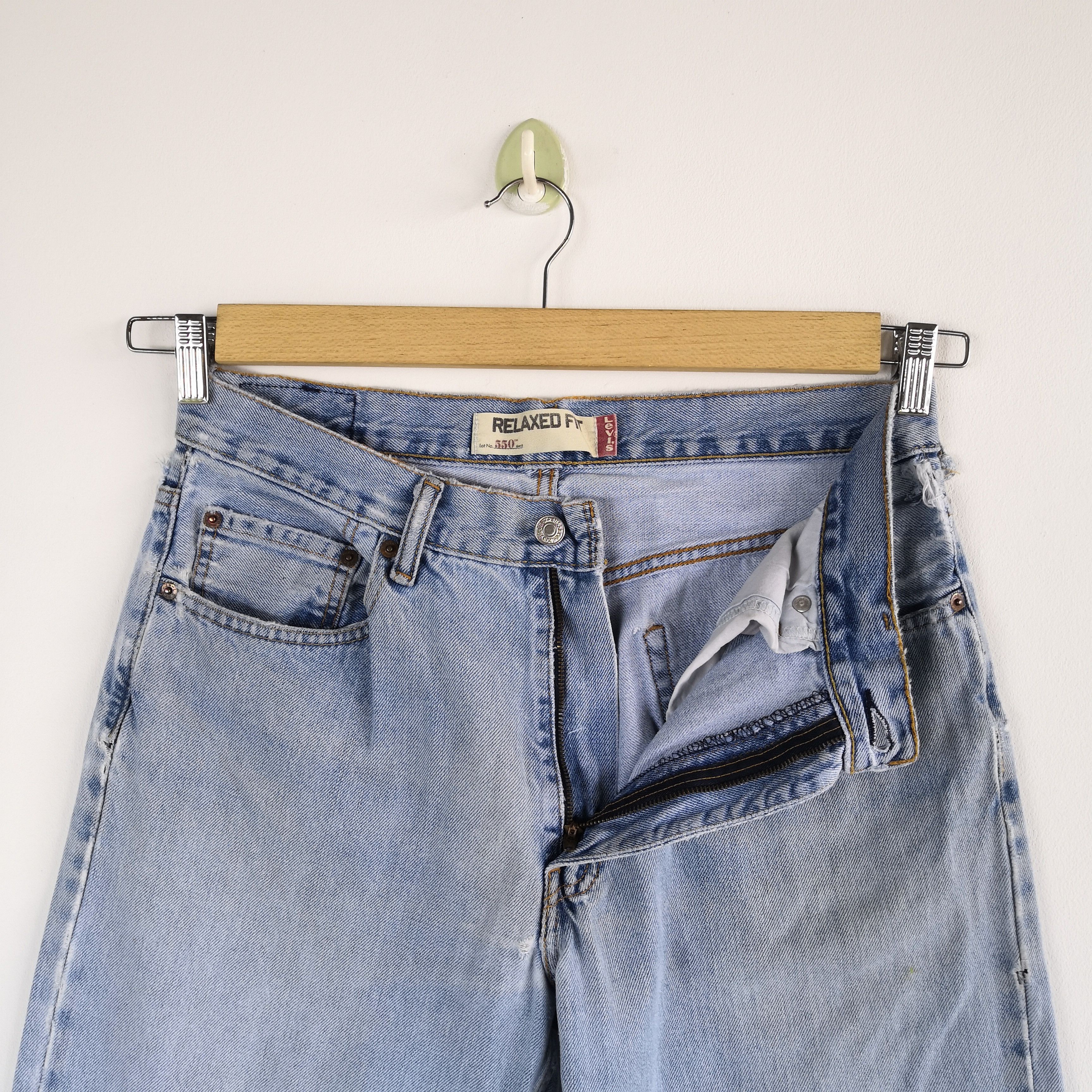 Levi's Vintage Levi's Distressed Jeans Levis 550 Light Wash Denim Size US 30 / EU 46 - 9 Thumbnail