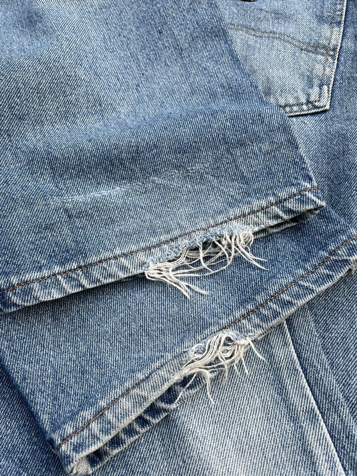 Armani Armani Jeans Vintage Lot 1 Aging Distressed Denim Size US 33 - 15 Thumbnail
