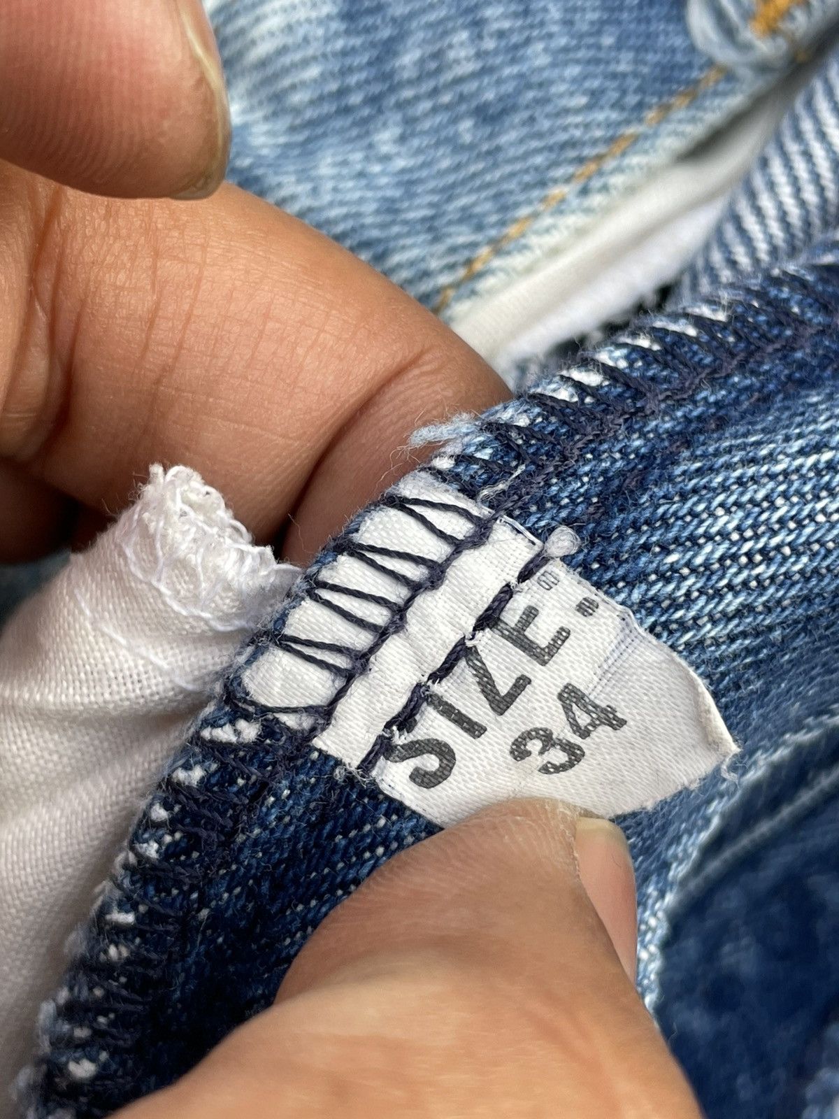 Armani Armani Jeans Vintage Lot 1 Aging Distressed Denim Size US 33 - 20 Thumbnail