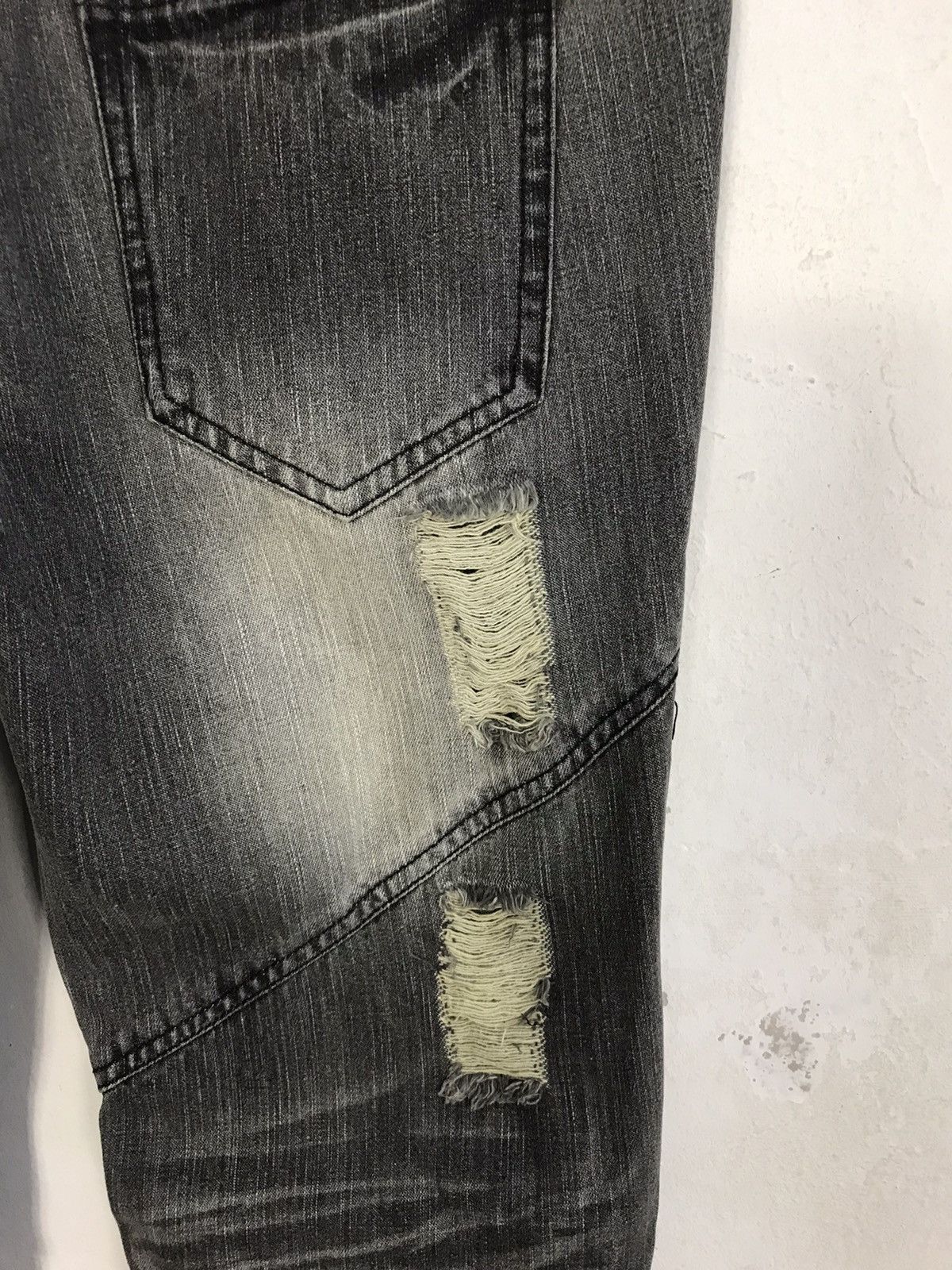 Japanese Brand Vintage Black Baccara Bondage Punk Distressed Denim Jeans Size US 32 / EU 48 - 15 Thumbnail