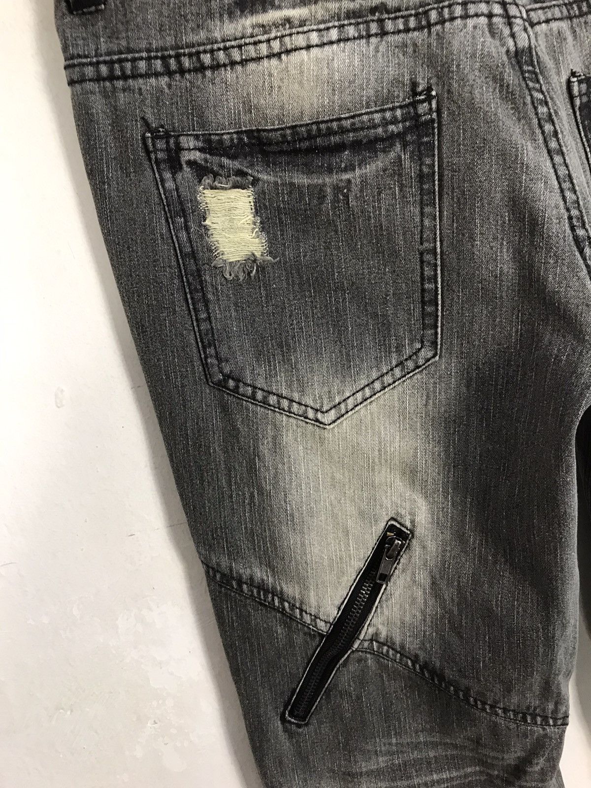 Japanese Brand Vintage Black Baccara Bondage Punk Distressed Denim Jeans Size US 32 / EU 48 - 16 Thumbnail