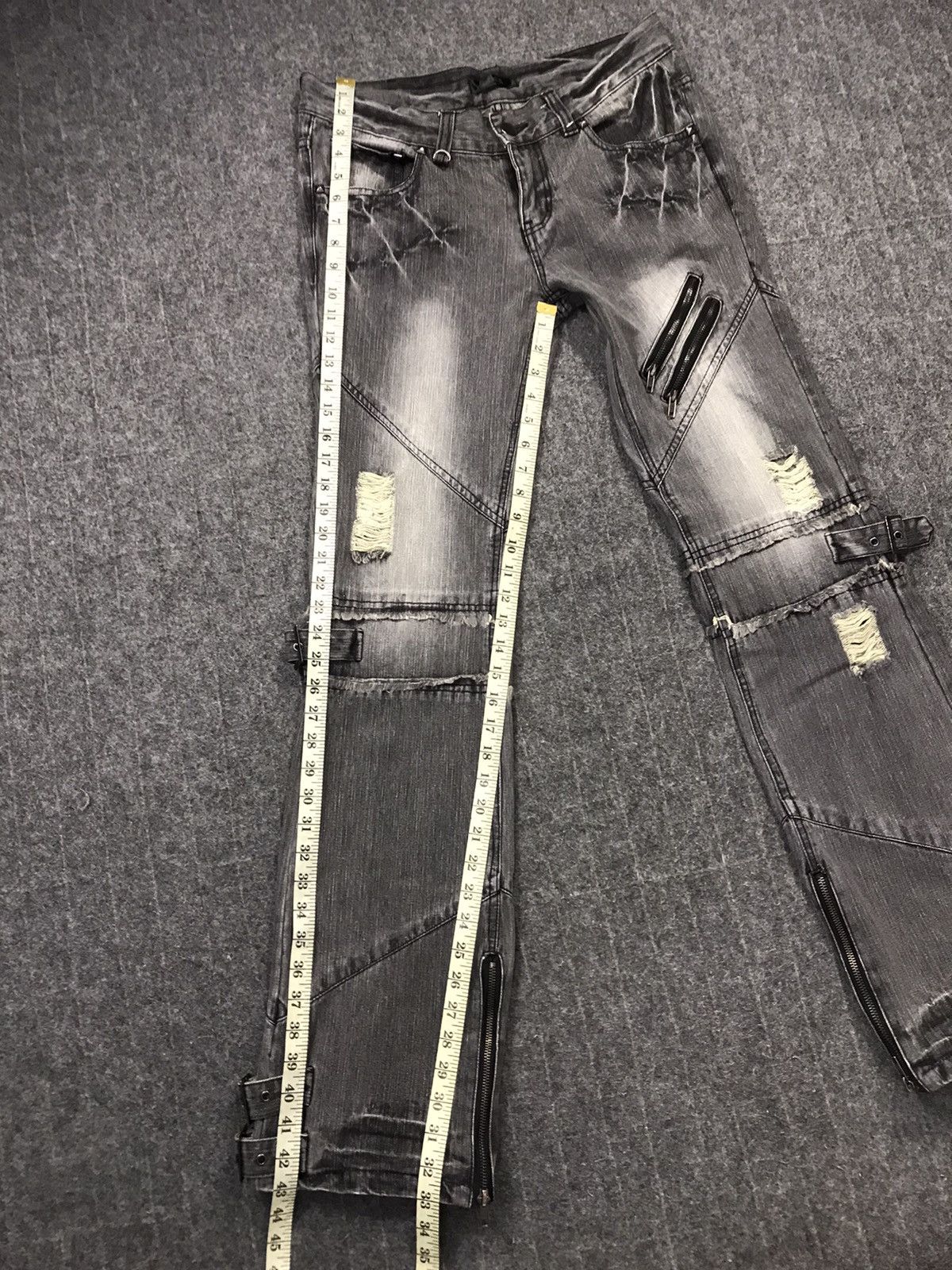 Japanese Brand Vintage Black Baccara Bondage Punk Distressed Denim Jeans Size US 32 / EU 48 - 24 Thumbnail