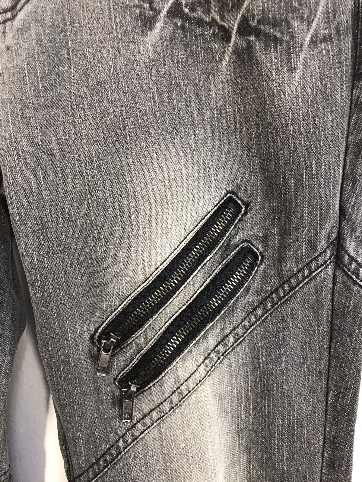 Japanese Brand Vintage Black Baccara Bondage Punk Distressed Denim Jeans Size US 32 / EU 48 - 9 Thumbnail