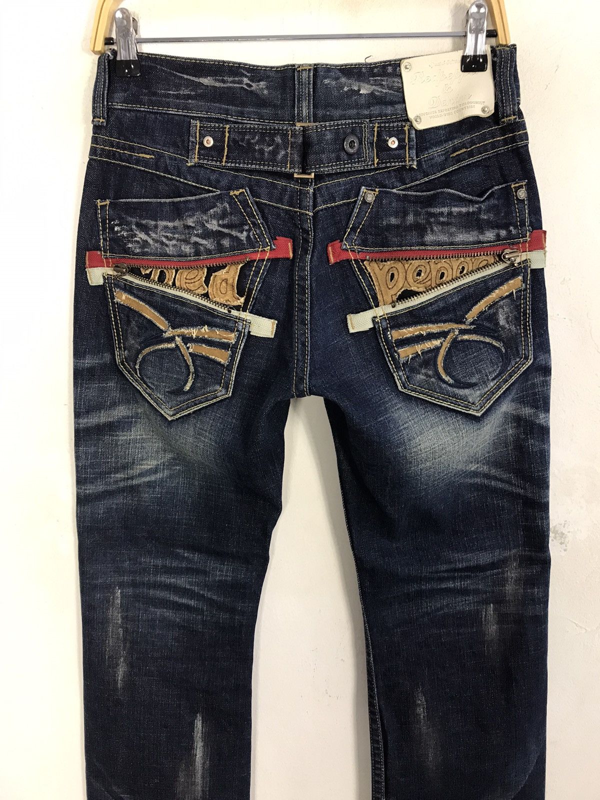 Japanese Brand Vintage Red Pepper Back Side Pocket Design Bucket Back Size US 29 - 9 Thumbnail