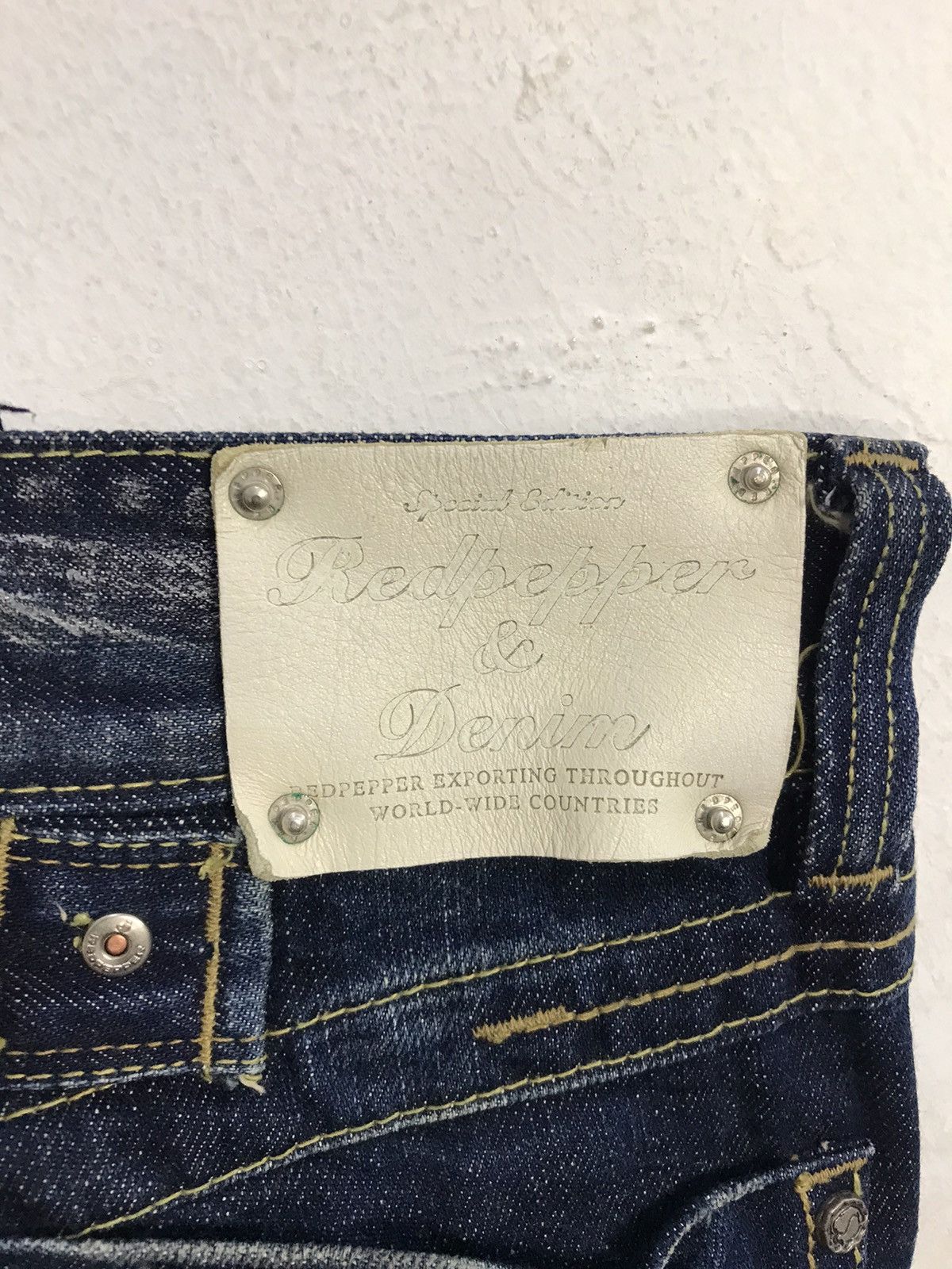 Japanese Brand Vintage Red Pepper Back Side Pocket Design Bucket Back Size US 29 - 13 Thumbnail