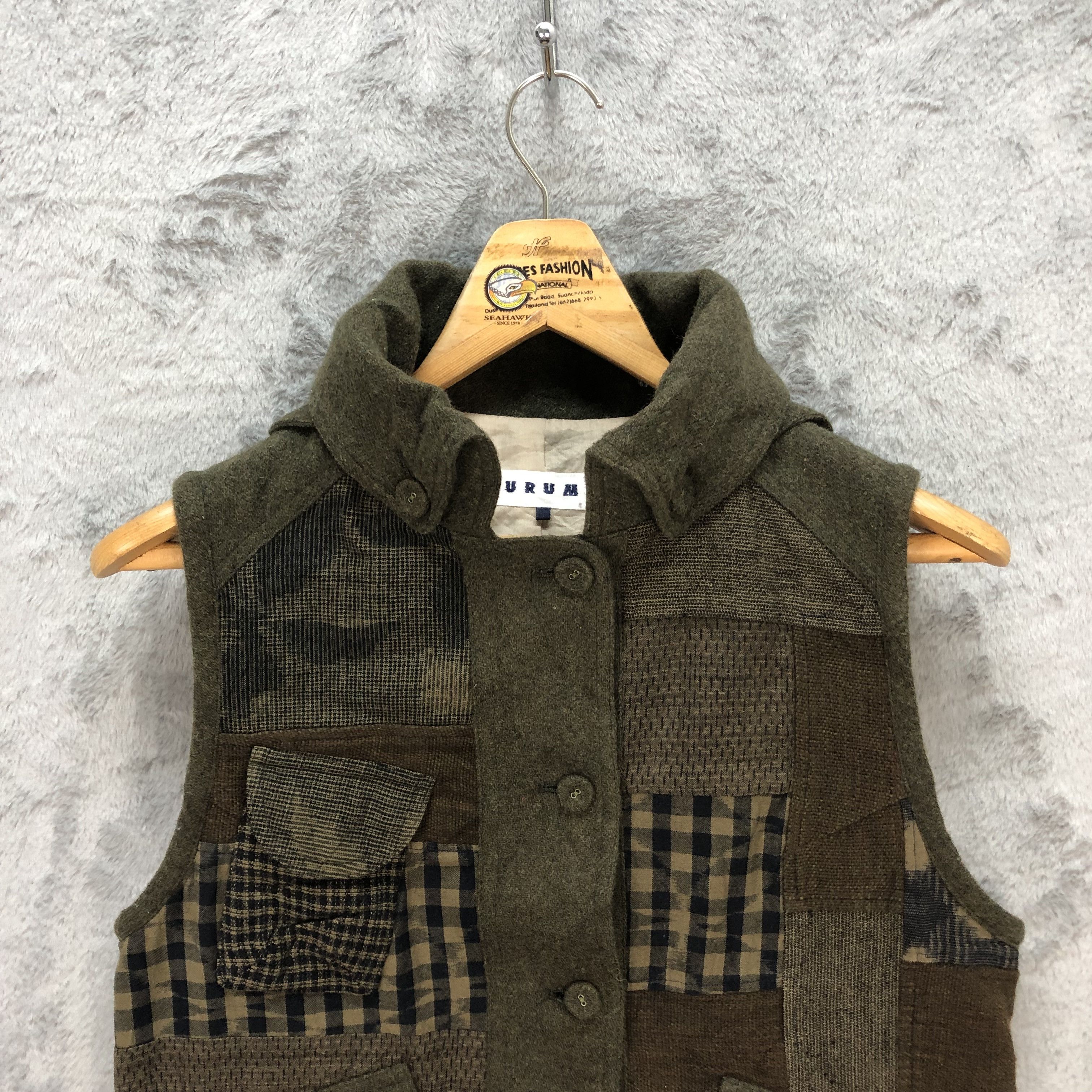 Japanese Brand KURUMI Nice Design Hooded Wool Vest #5912-213 Size S / US 4 / IT 40 - 2 Thumbnail
