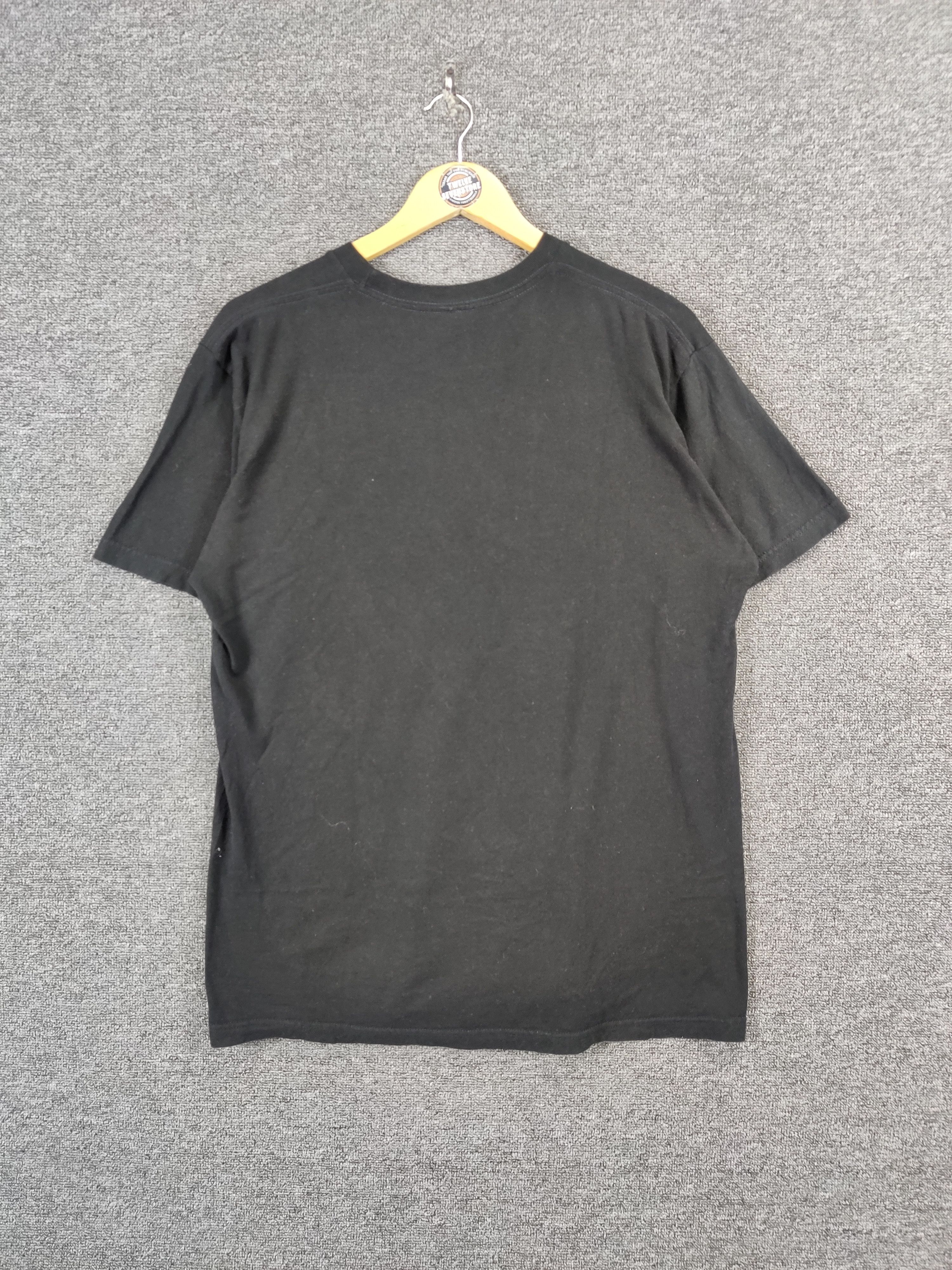 Band Tees Vintage Gorillaz Band Tee Tshirt Size US L / EU 52-54 / 3 - 6 Thumbnail