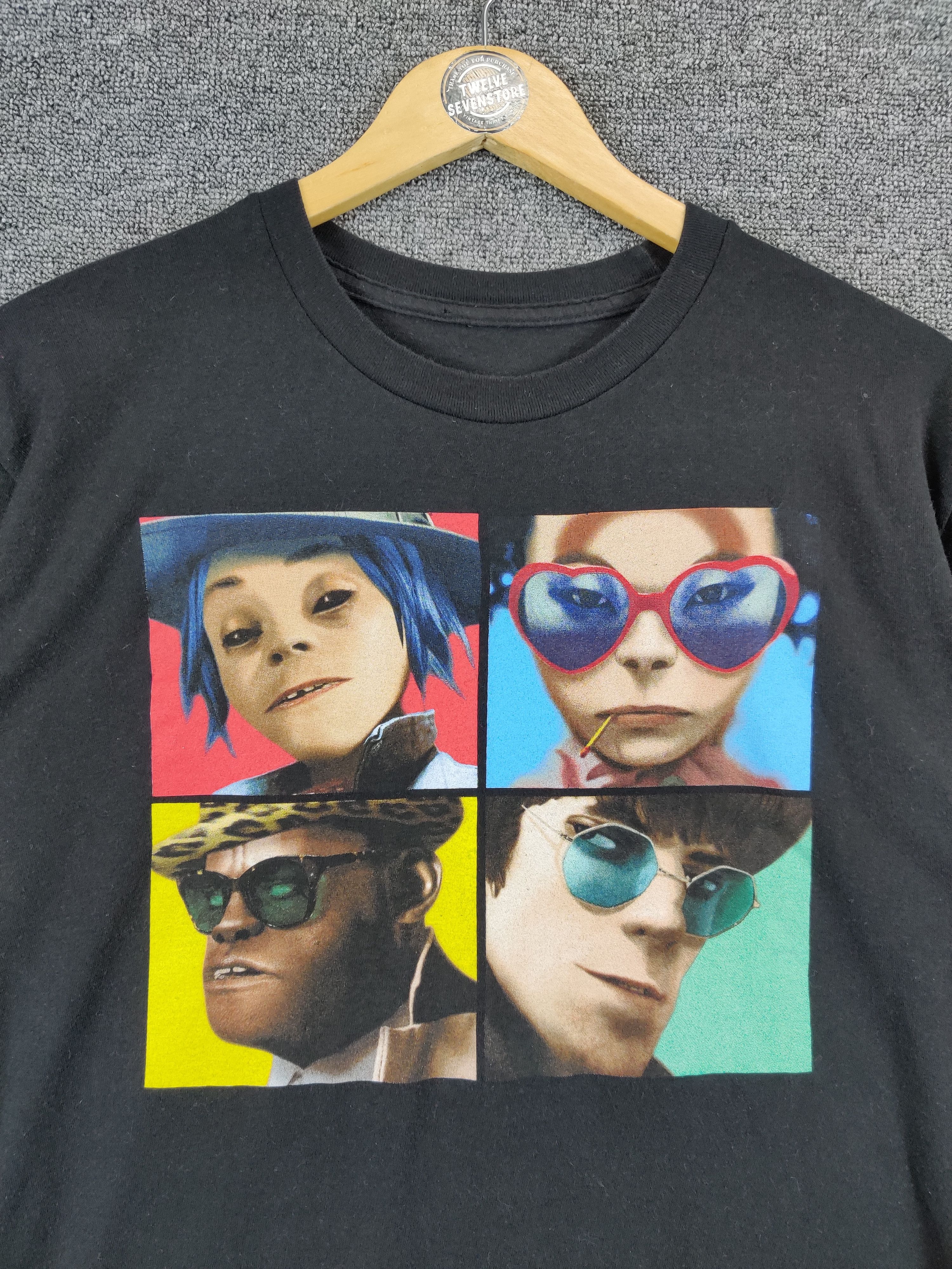 Band Tees Vintage Gorillaz Band Tee Tshirt Size US L / EU 52-54 / 3 - 5 Thumbnail