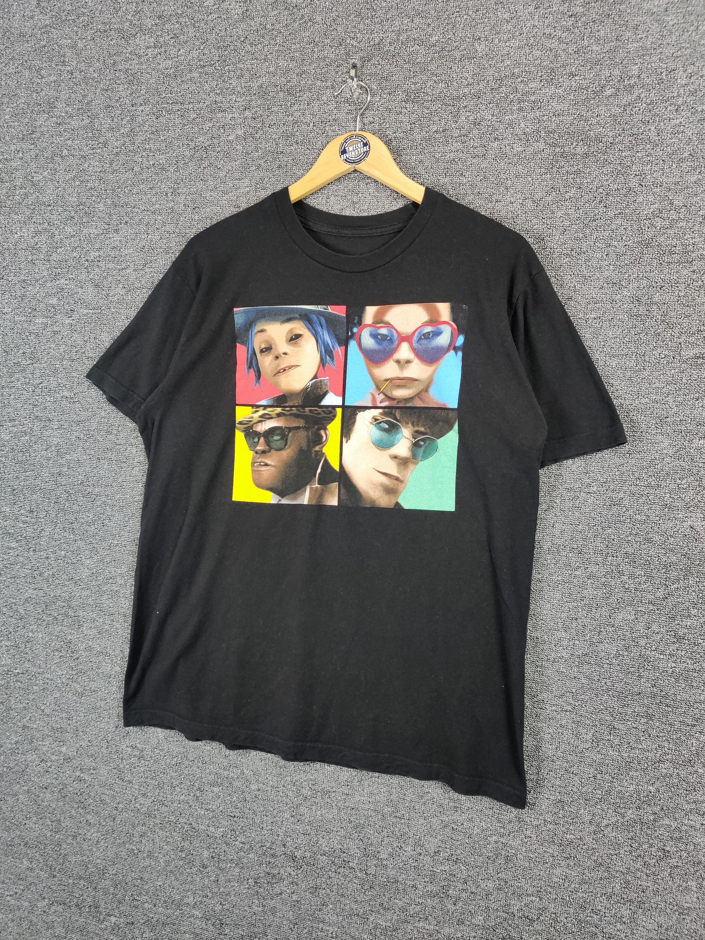 Band Tees Vintage Gorillaz Band Tee Tshirt Size US L / EU 52-54 / 3 - 2 Thumbnail
