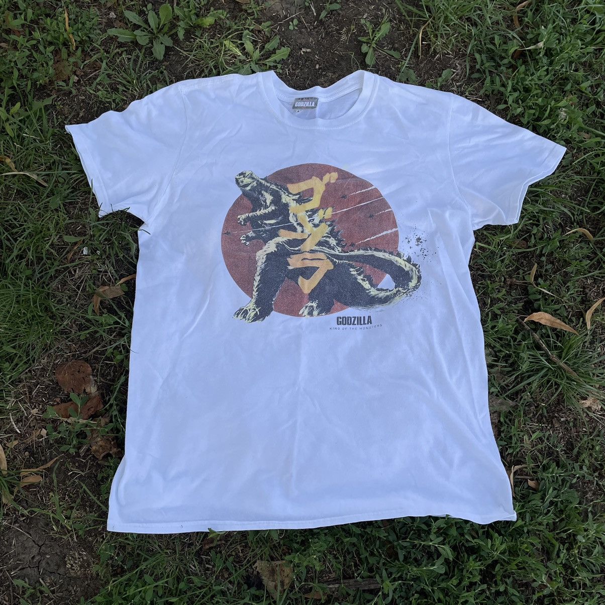 Vintage Vintage Y2K Sun Faded Godzilla Graphic Tee Skate Grunge M Size US M / EU 48-50 / 2 - 1 Thumbnail