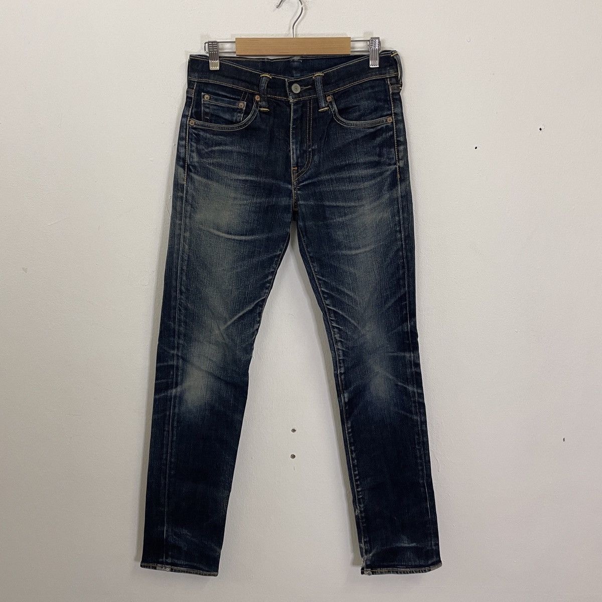 Levi's Vintage Levis 511 Faded Denim Jeans Size US 29 - 1 Thumbnail