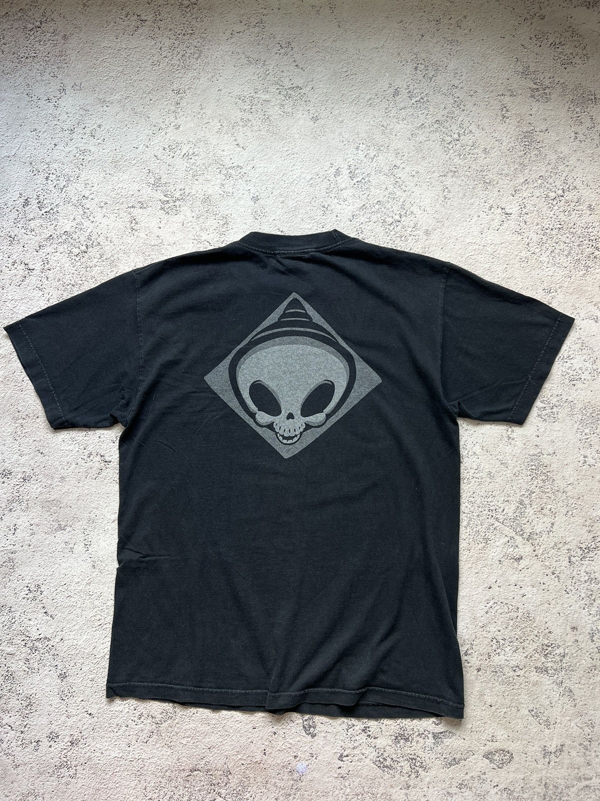 Vintage Vintage Blind Skateboards Reaper Tee Shirt Size US L / EU 52-54 / 3 - 2 Thumbnail